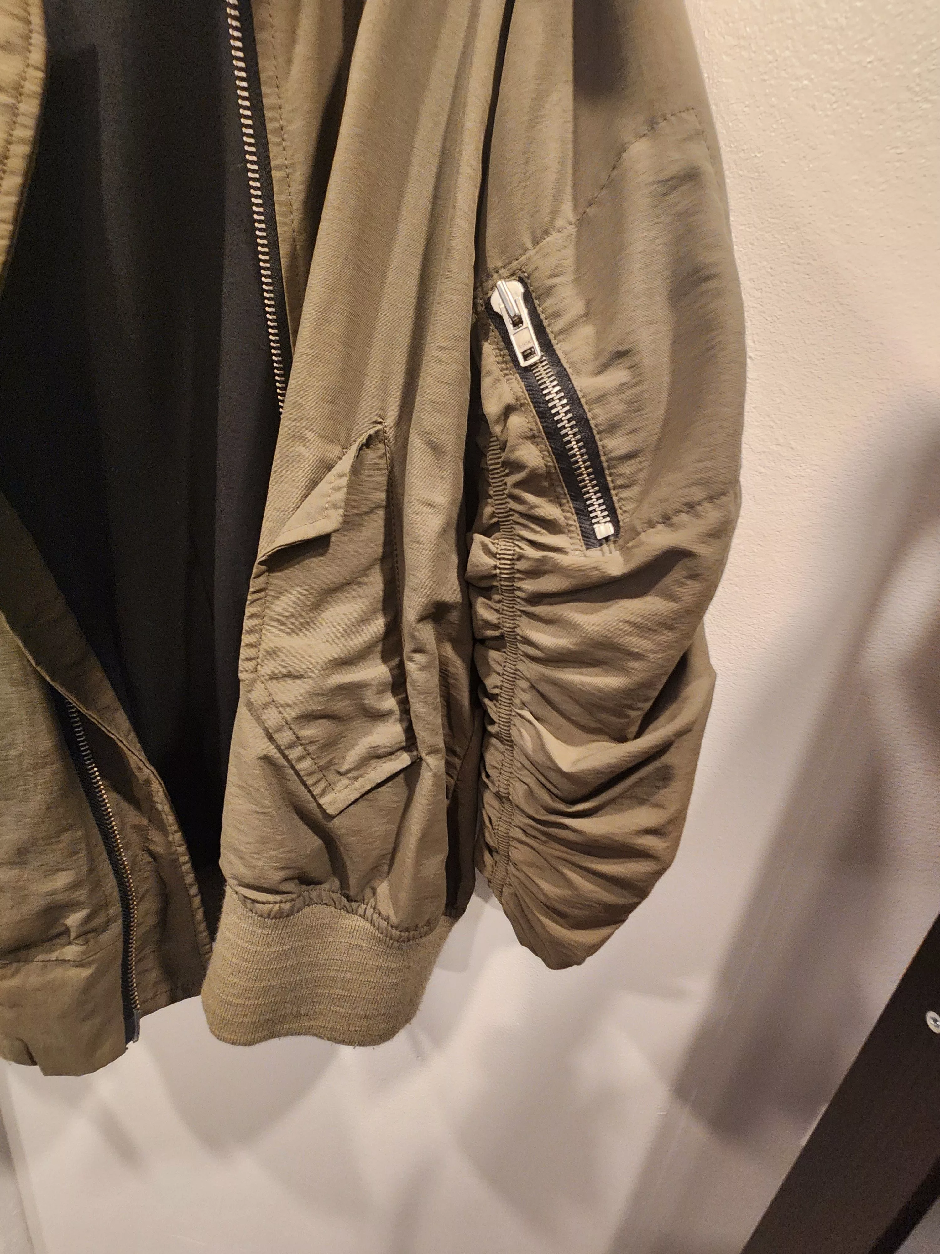 Represent Clo. Light Jackets Represent Clo. Oblivion Bomber Jacket (Olive) Green