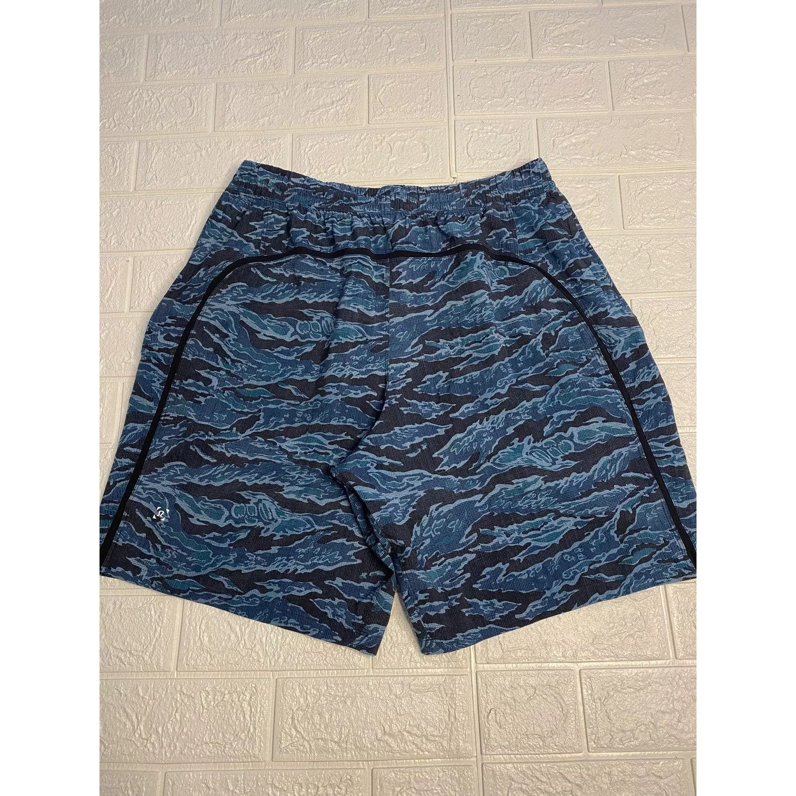 mens lululemon shorts Blue