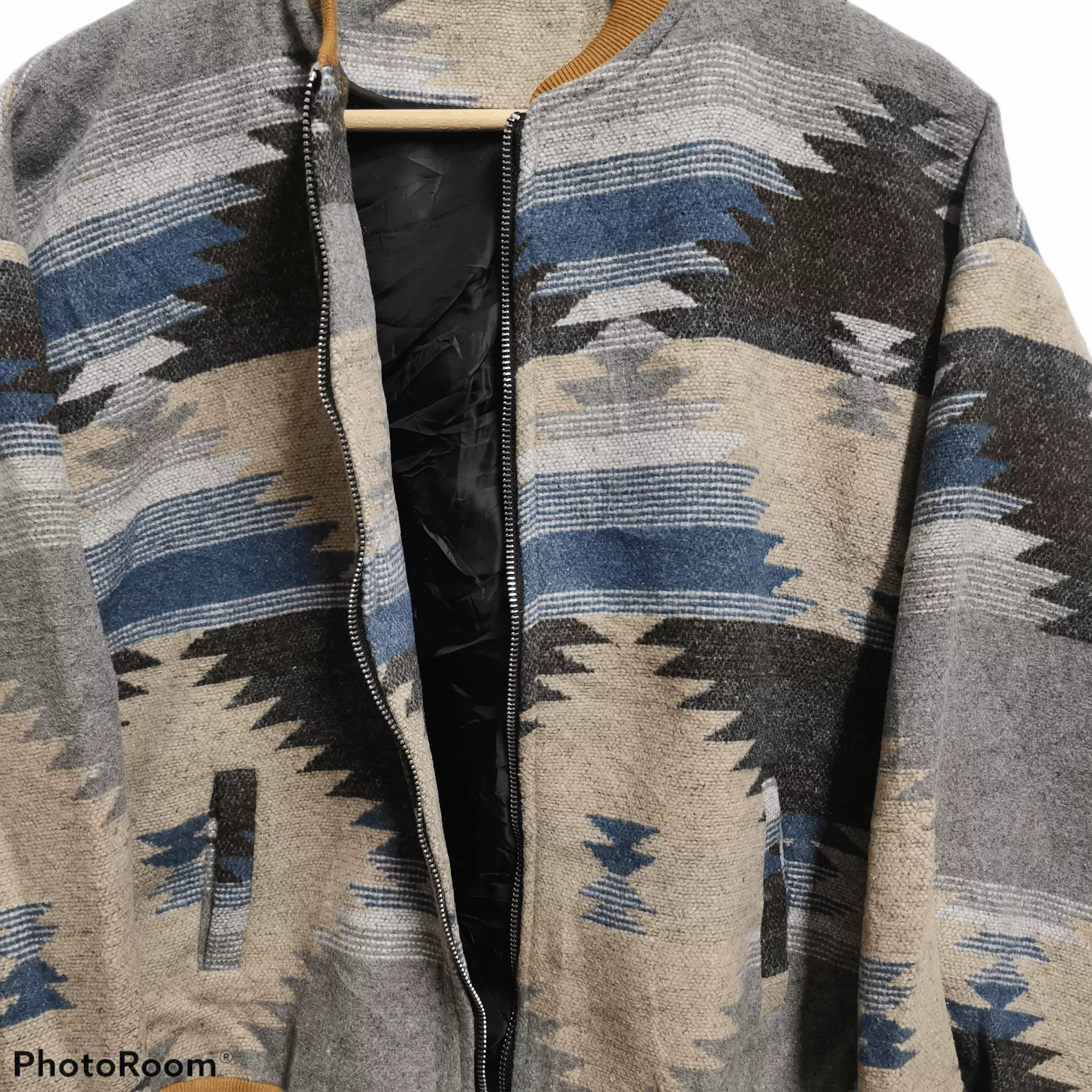 Native Bombers Native × Vintage Vintage Navajo bomber jacket Multi