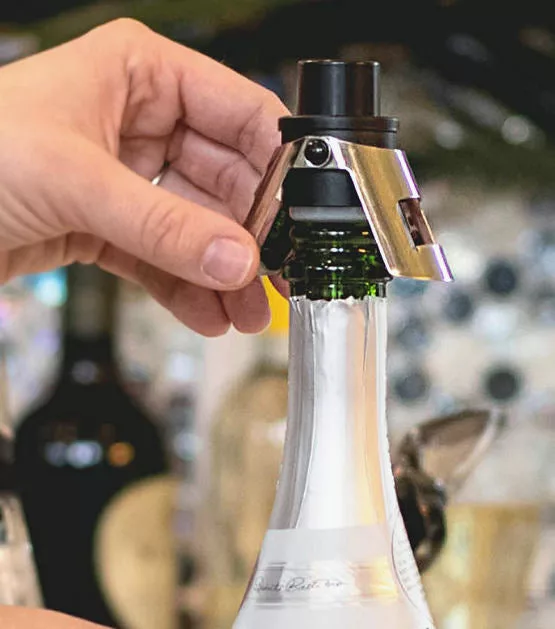 Pressure Pop Champagne Stopper