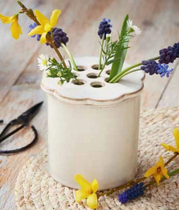Daisy Ceramic Flower Frog