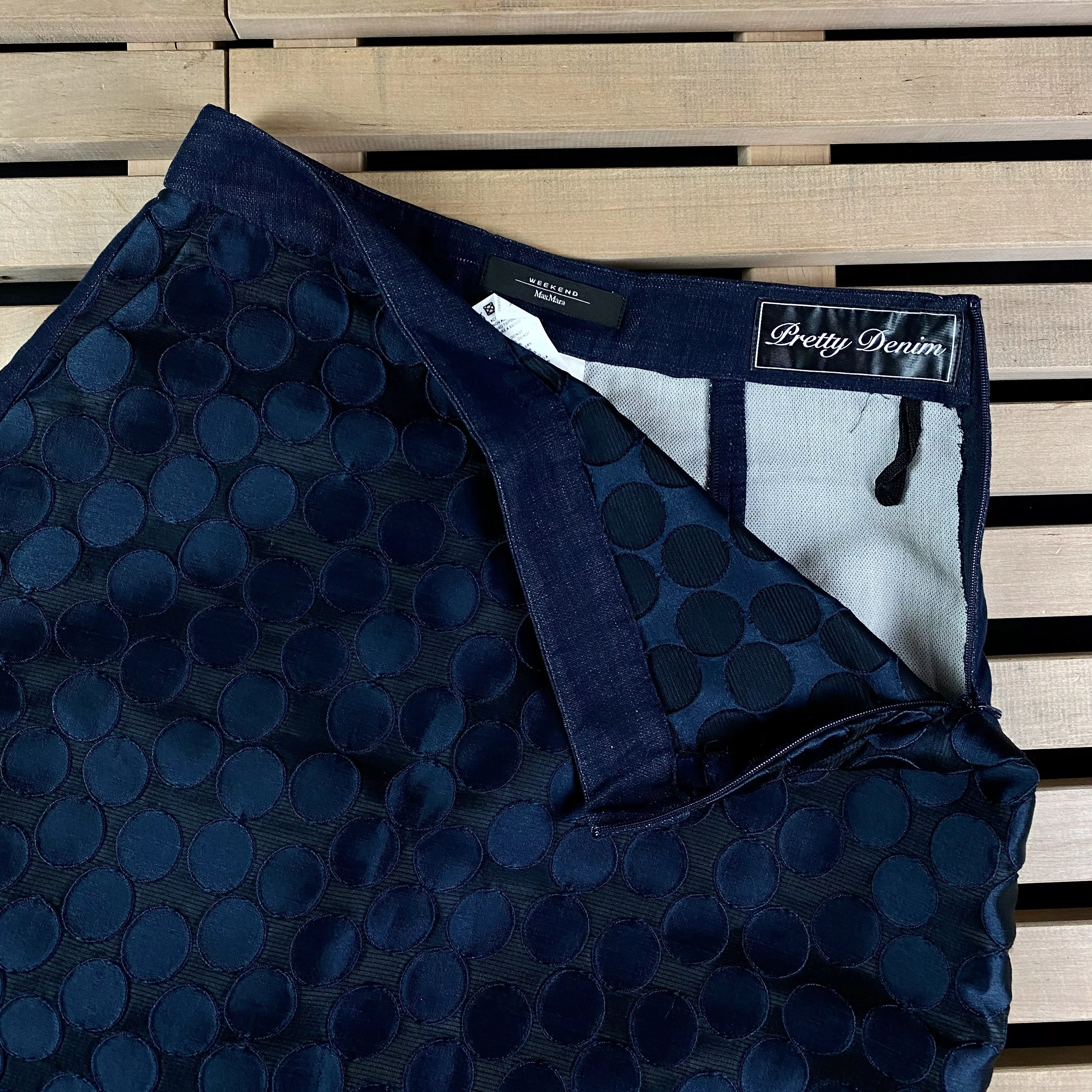 Max Mara Midi Skirts Max Mara × Weekend Max Mara Womens Skirt Weekend Max Mara Size UK 12 US 10 Black Luxury