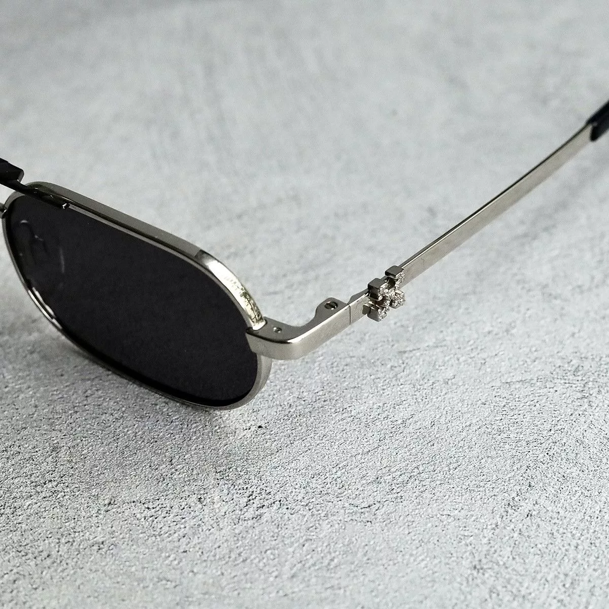 Off-White Sunglasses Off-White OFF WHITE BALTIMORE SUNGLASSES Gray