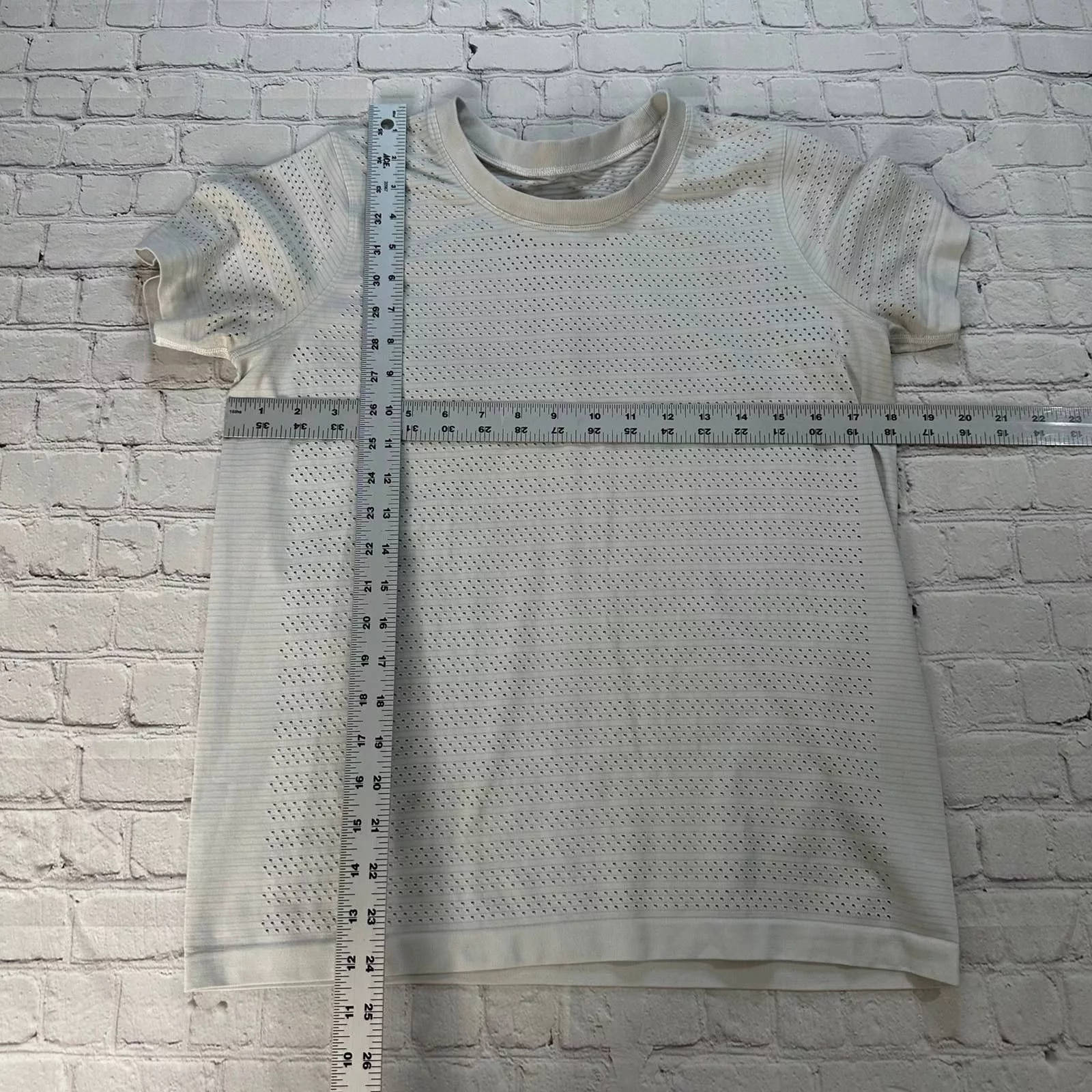 Lululemon Tank Tops Lululemon tee size 10 White