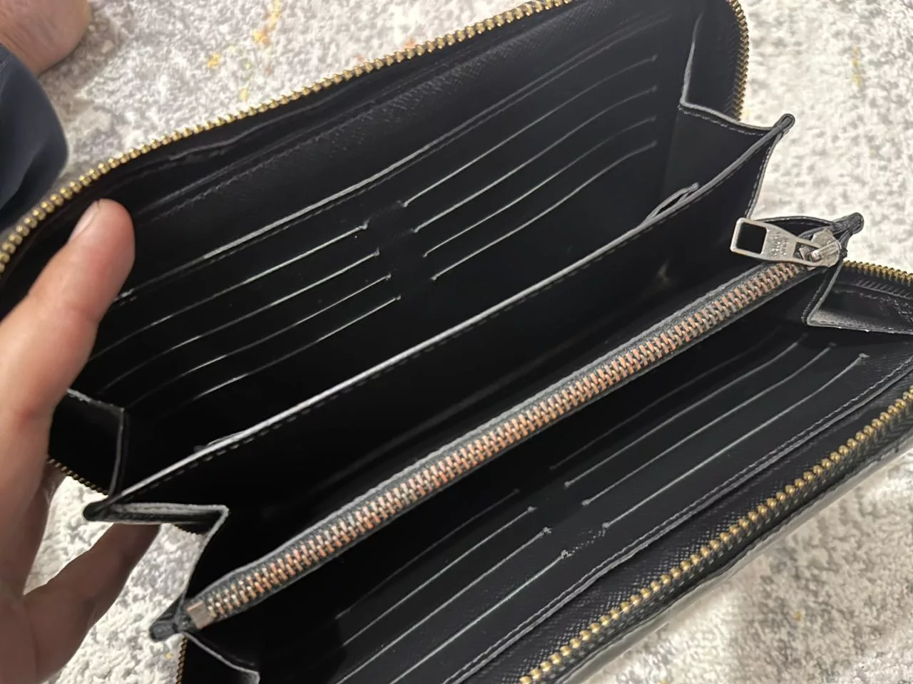 Louis Vuitton Wallets Authentic Louis Vuitton Zippy XL Wallet Black