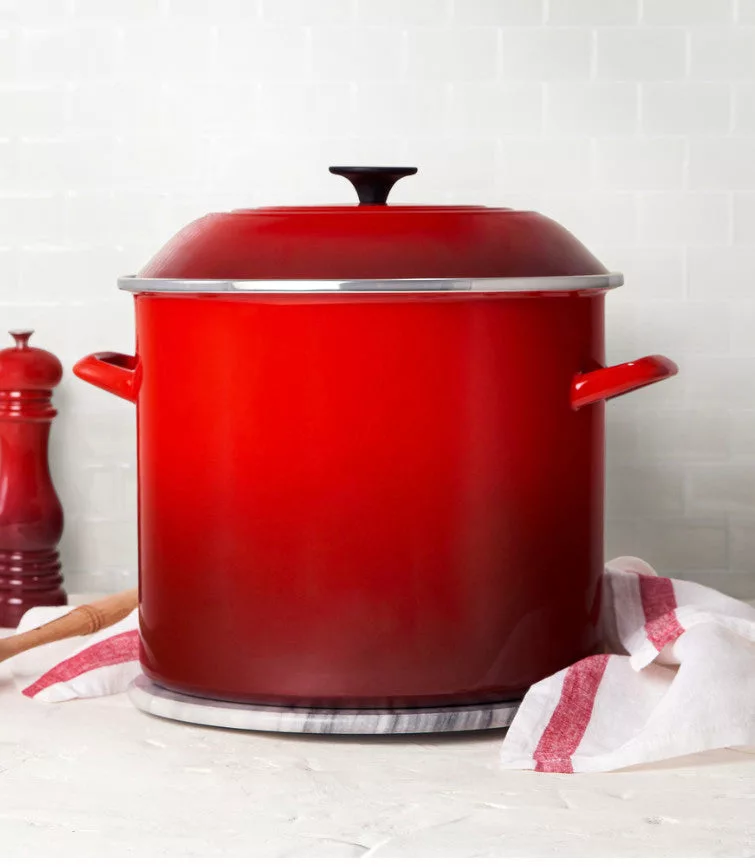 --16 qt. Stockpot - Cerise