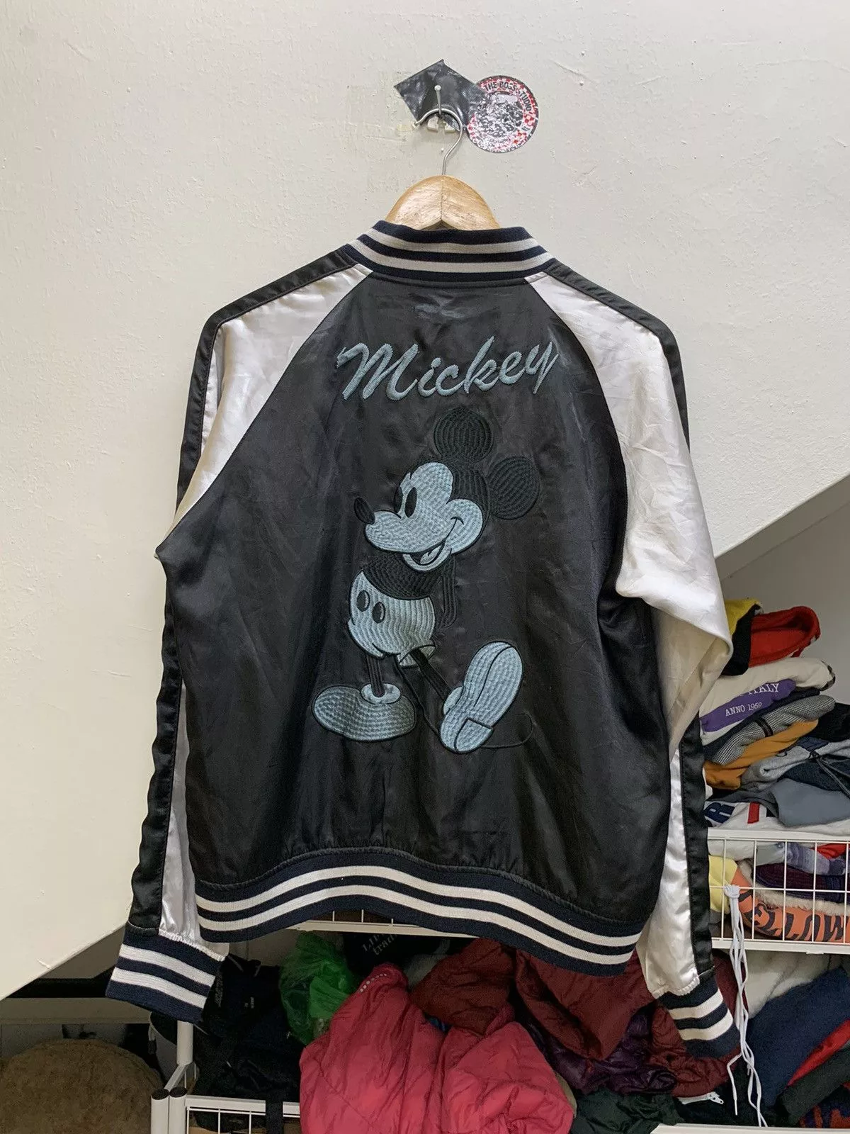 Mickey Mouse Bombers Mickey Mouse × Starter size M: Vintage Mickey Mouse satin varsity jacket disneyland Black