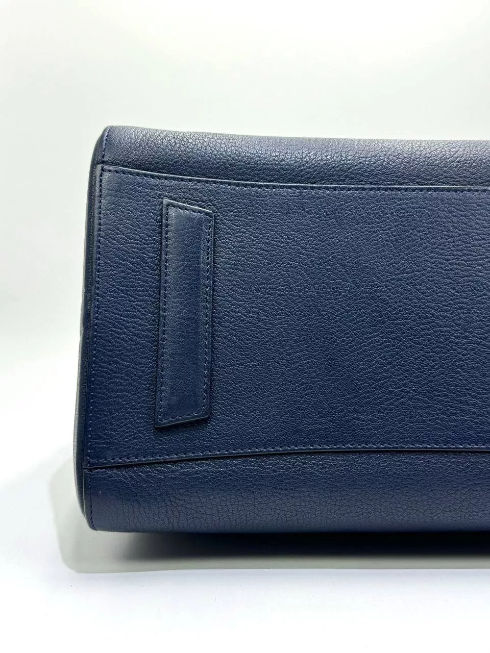 Givenchy Handle Bags Givenchy Antigona Medium Leather Hand Bag Blue