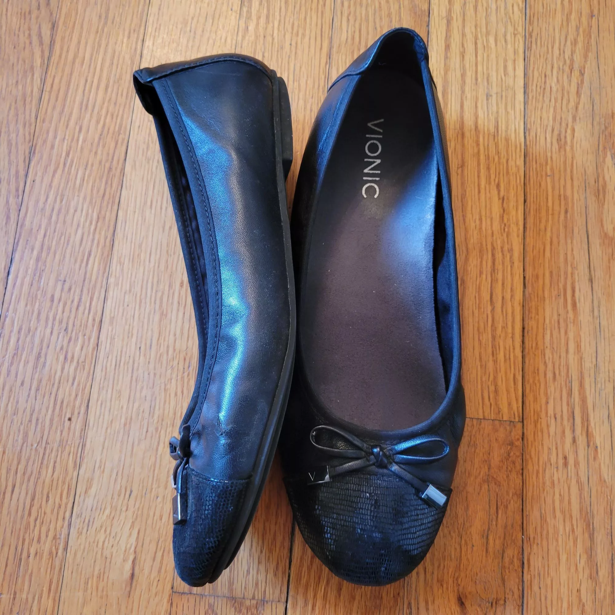 Vionic Flats Vionic MINNA Black Leather Ballet Flats 8M Bow Comfort