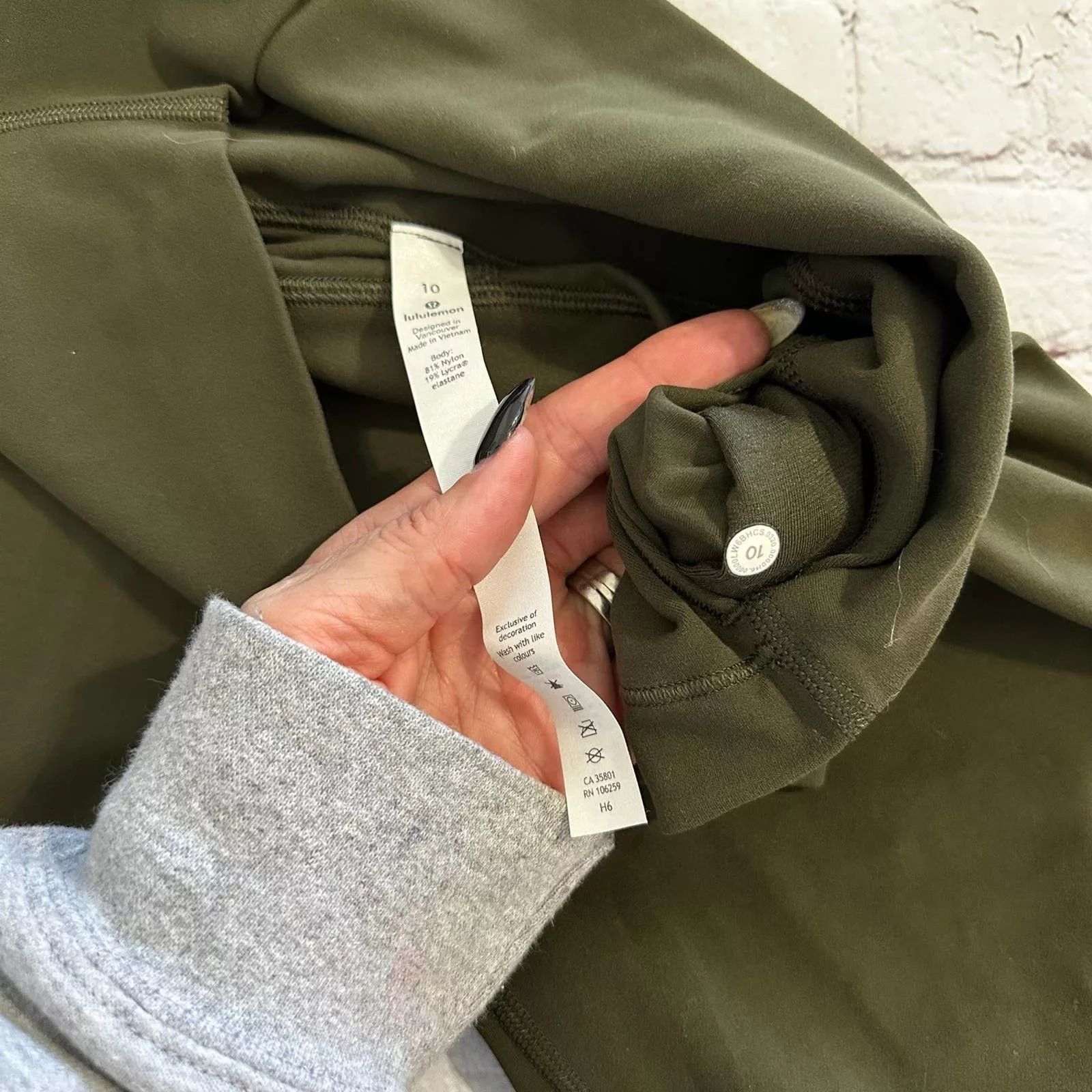 Lululemon Pants lululemon leggings size 10 Green