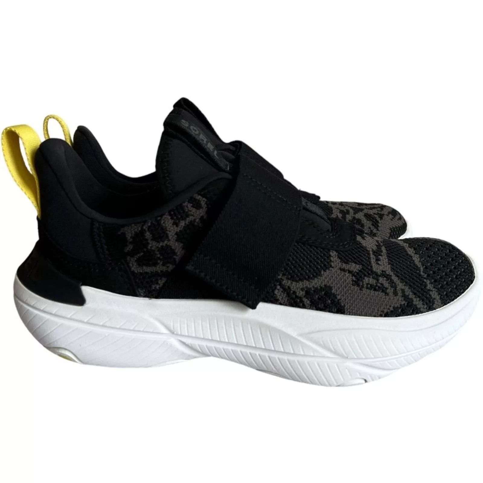 SOREL Low Top Sneakers SOREL Explorer Blitz Stride Strap Sneakers w/ Box, US7 Black