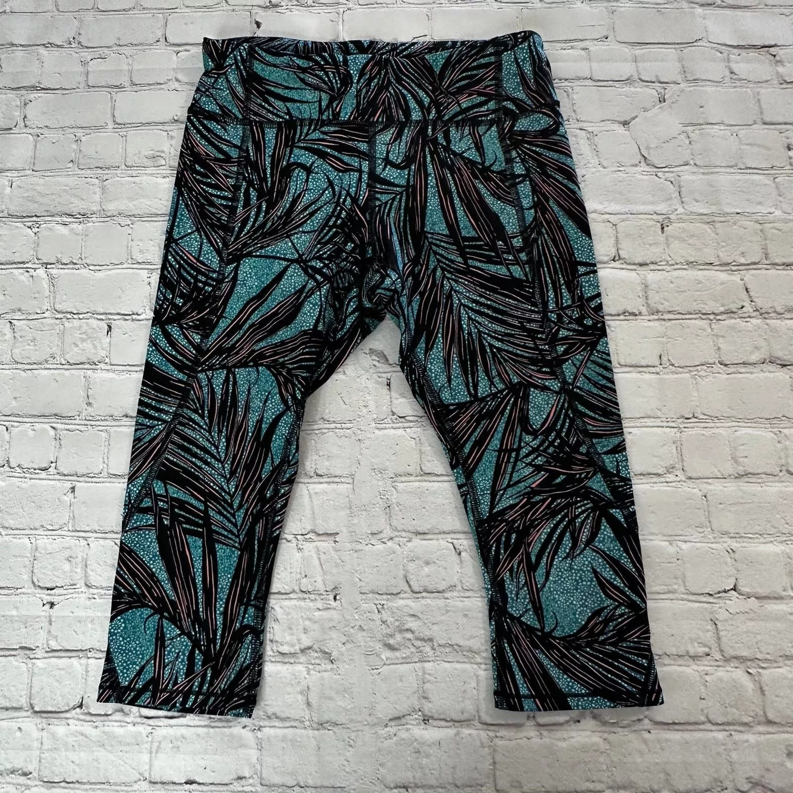 lululemon leggings size 6 Multi