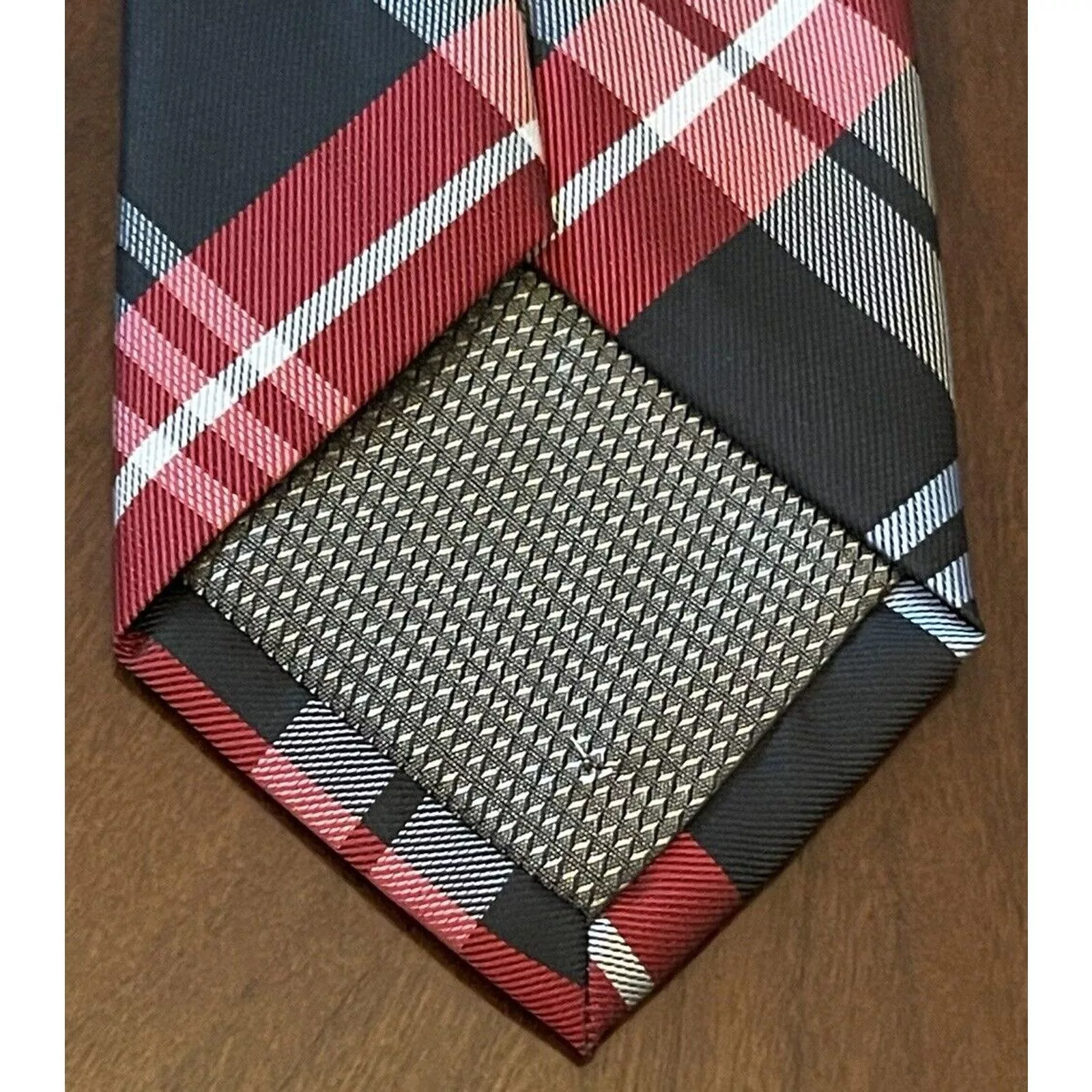 Apt. 9 Ties Pocketsquares Apt. 9 Black Red Hand Made 100% Polyester Made In China Multi