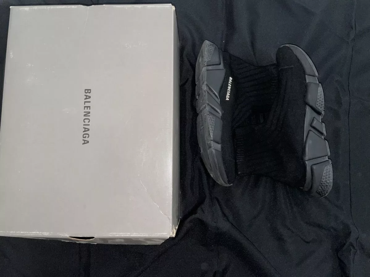 Balenciaga Low Top Sneakers Balenciaga speed Black