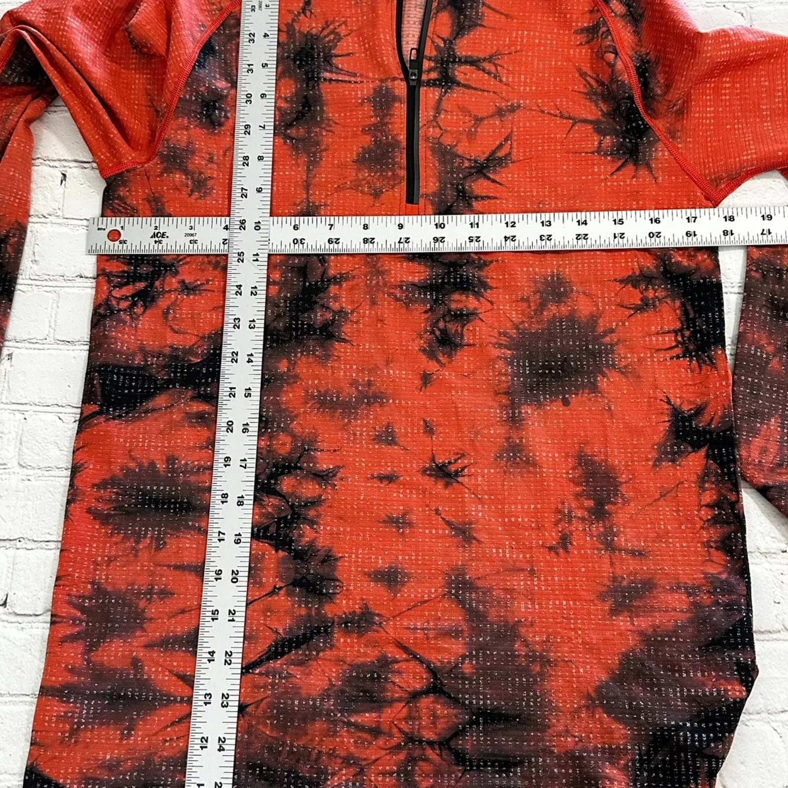 Lululemon Long Sleeve T Shirts LULULEMON Metal Vent Tech 1/2 Orange