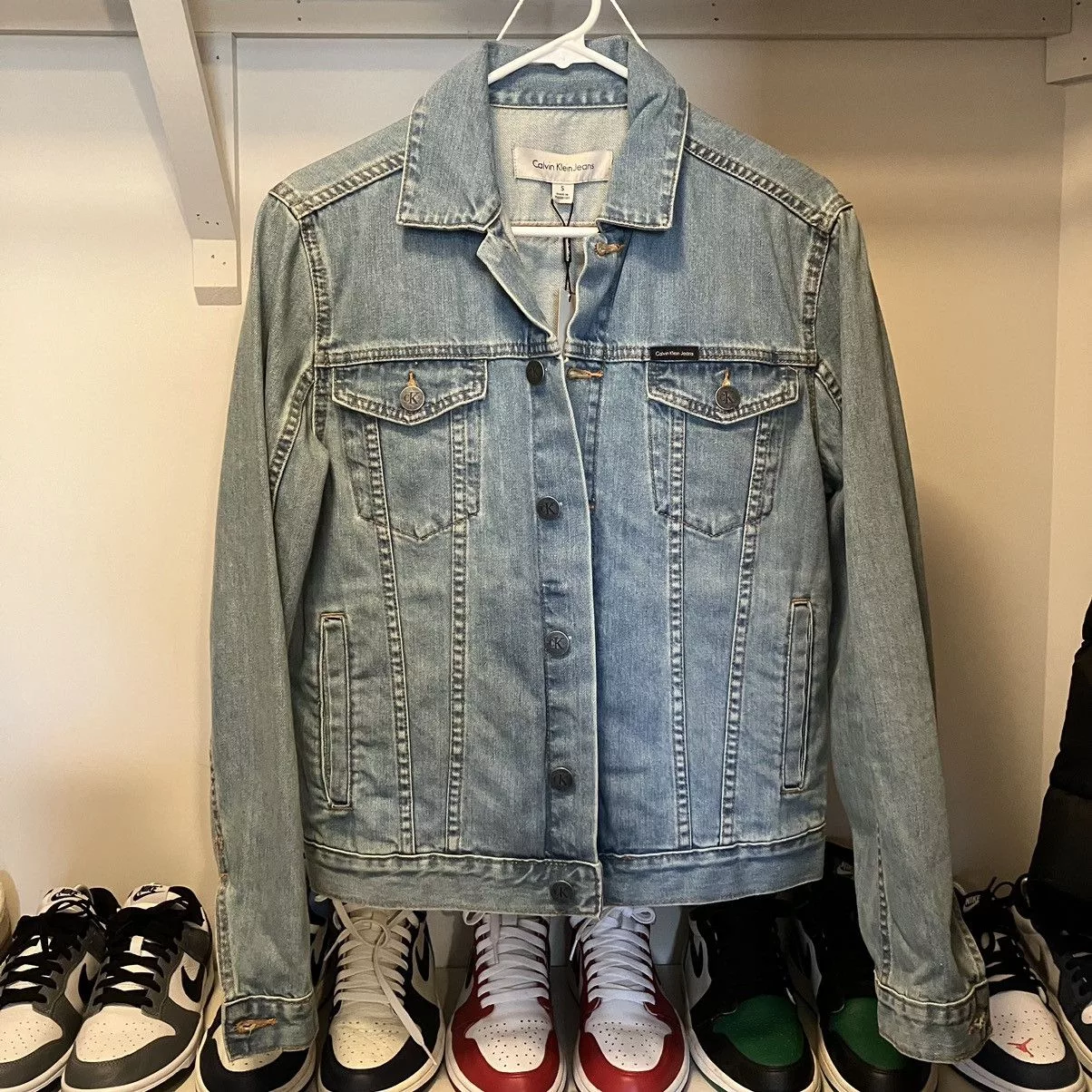 Calvin Klein Denim Jackets Calvin Klein Men’s Light Wash Blue Denim Jean Jacket Size S