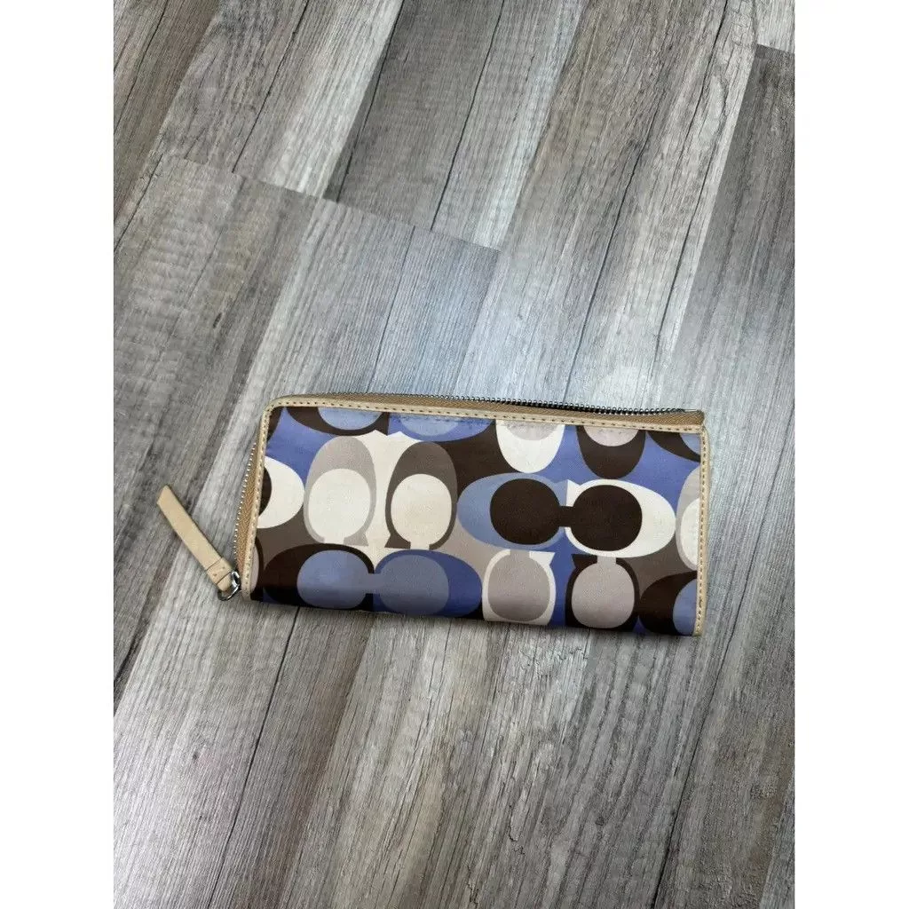 Coach Mini Bags Coach wallet Size: 20x10x2 Multi