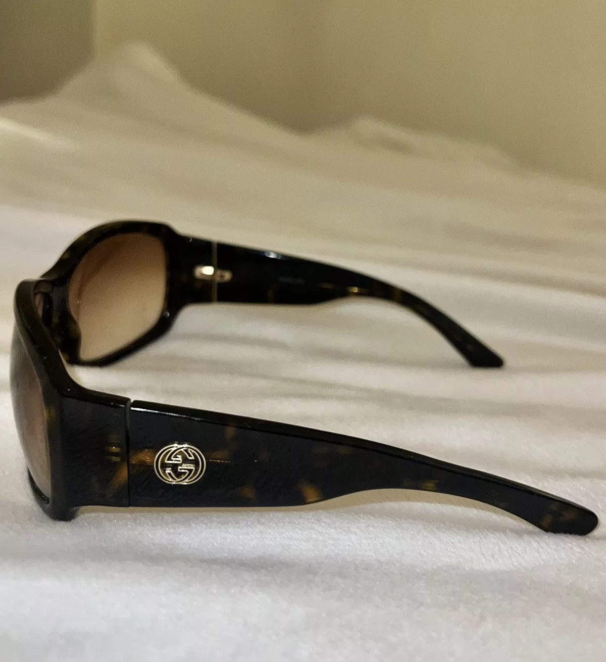 Gucci Glasses Gucci 2006 wrap around Sunglasses Brown