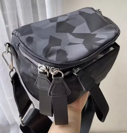 Other Bags Luggage Other Fashion geometric zip shoulder side bag crossbody Black Avant-Garde