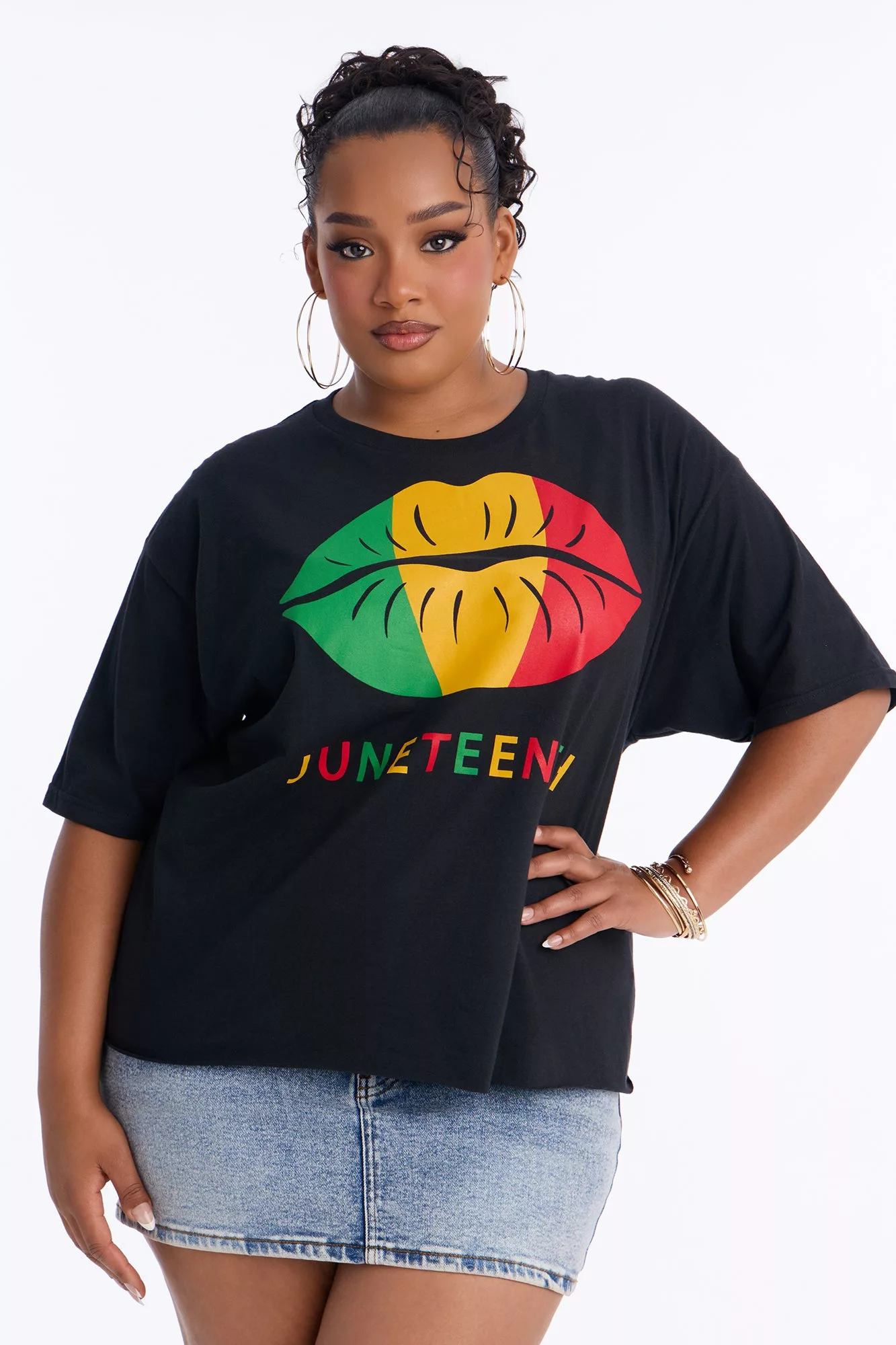 Juneteenth Lips Oversized Tee - Black