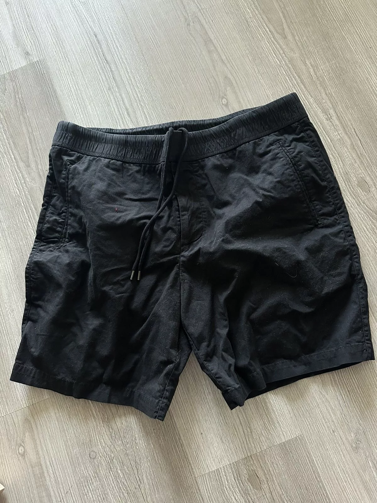 James Perse Shorts James Perse parachute shorts size L (3) NWT Black