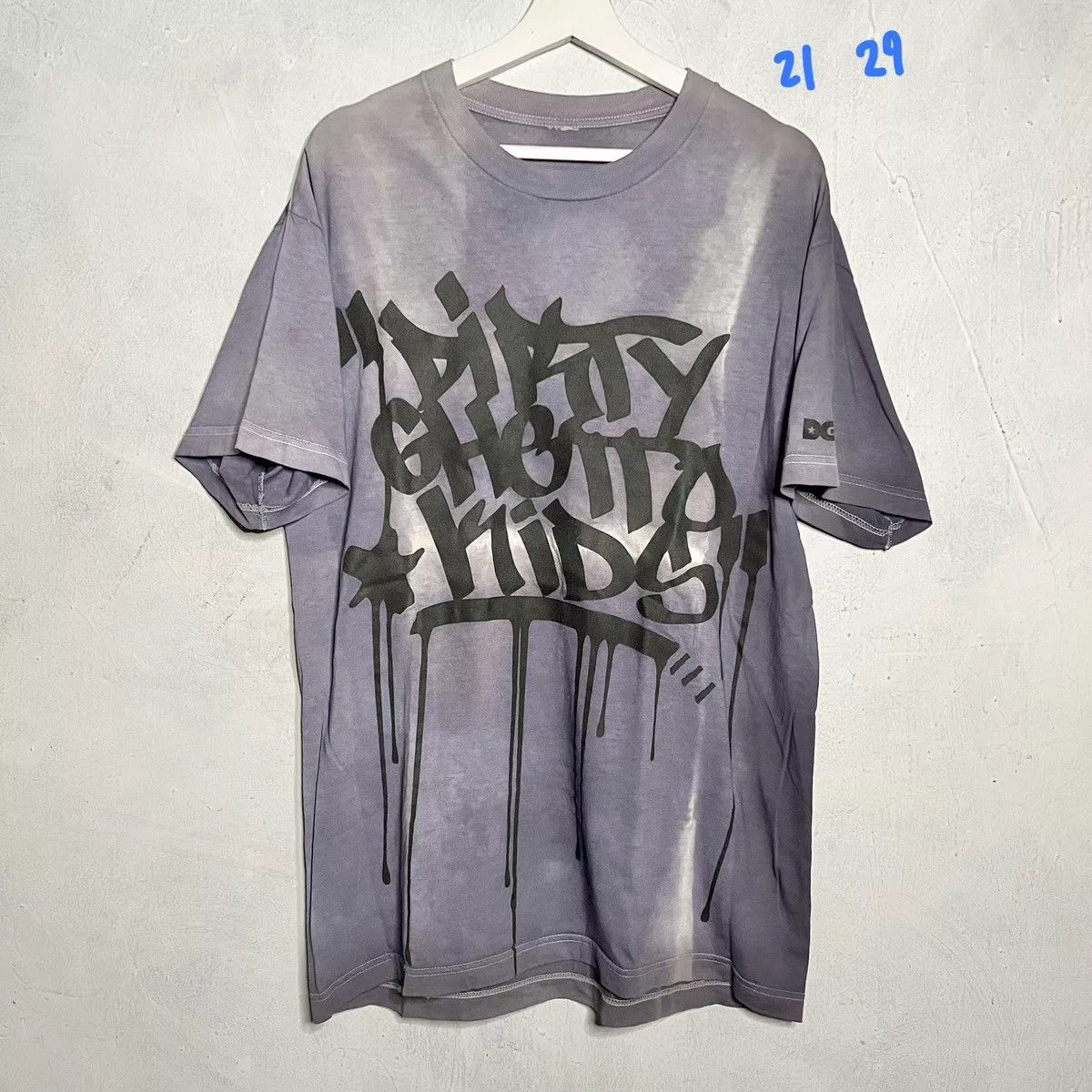 DGK Short Sleeve T Shirts 21x29 Vintage Dirty Ghetto Kids DGK Graph Hit Up T-Shirt L Gray Streetwear