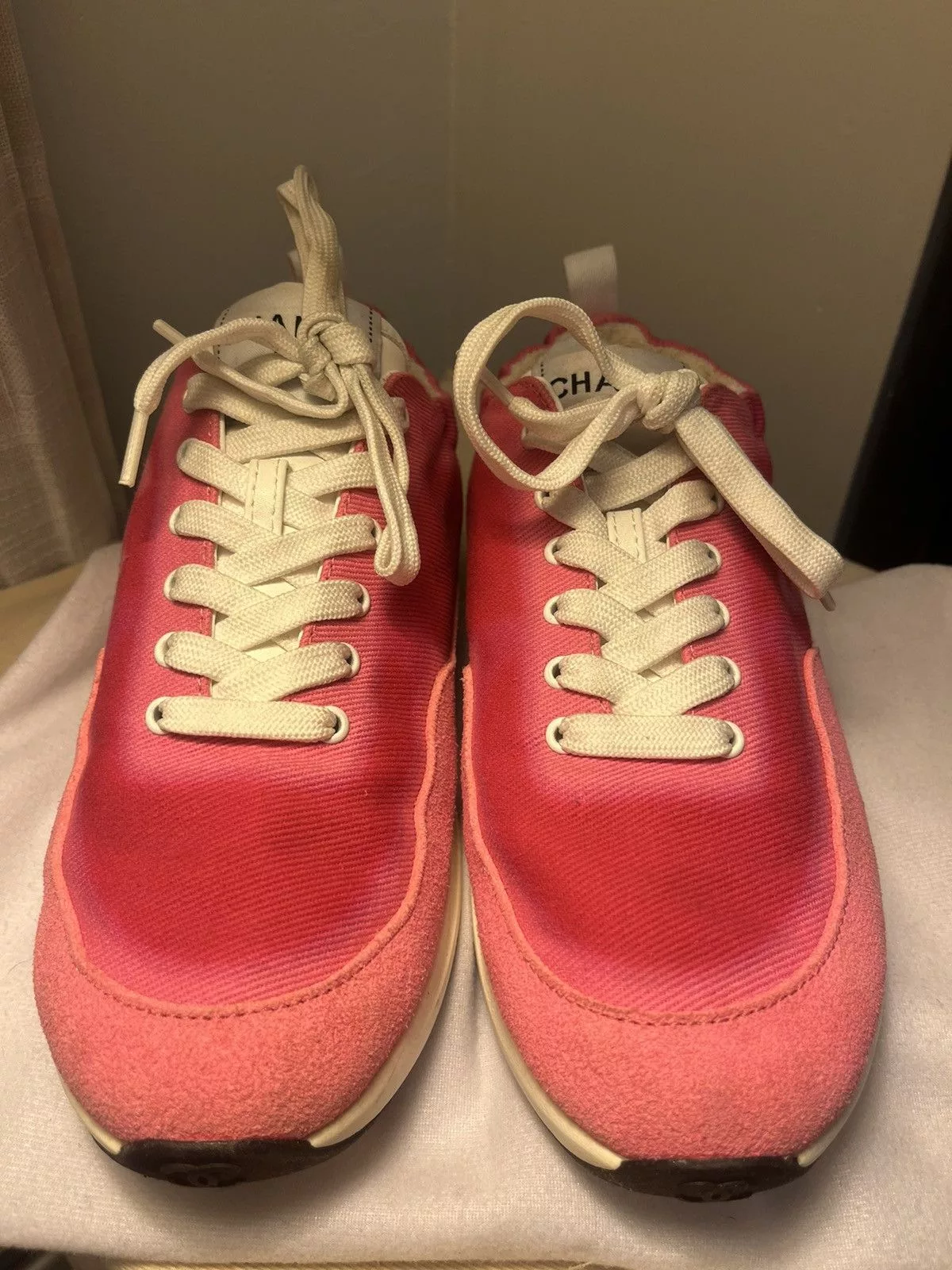 Chanel Low Top Sneakers Chanel Trainer Sneaker Pink