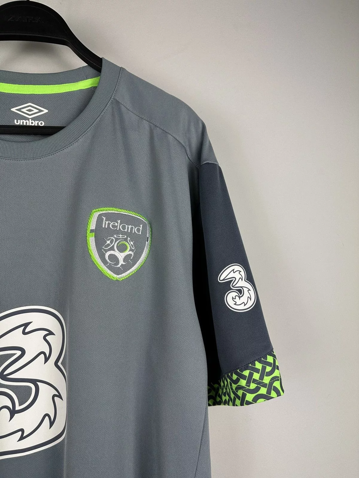 Umbro Jerseys Ireland Umbro Soccer Jersey Gray