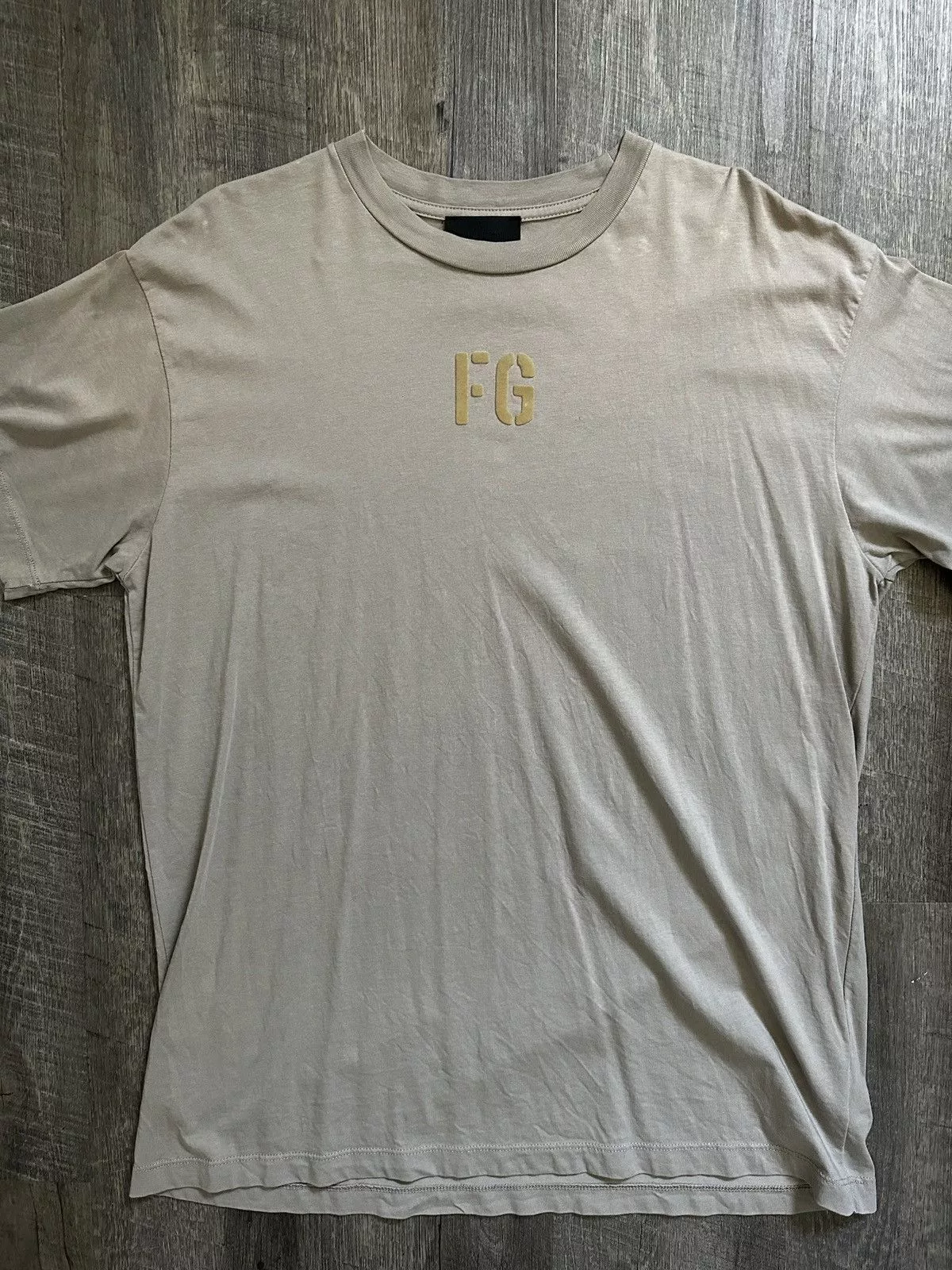 Essentials Short Sleeve T Shirts Essentials × Fear of God Fear of God FG Shirt Seventh Collection Beige