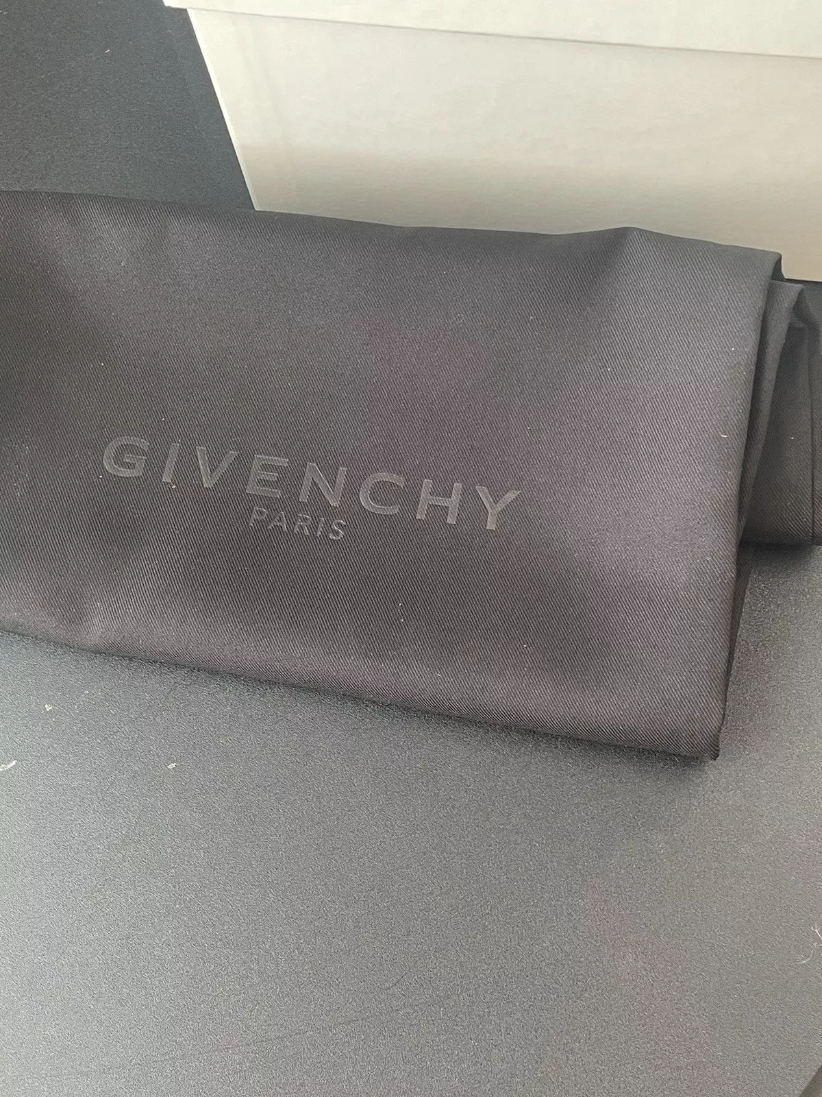 Givenchy Low Top Sneakers Givenchy TR3 Runner Sz 44 New Multi