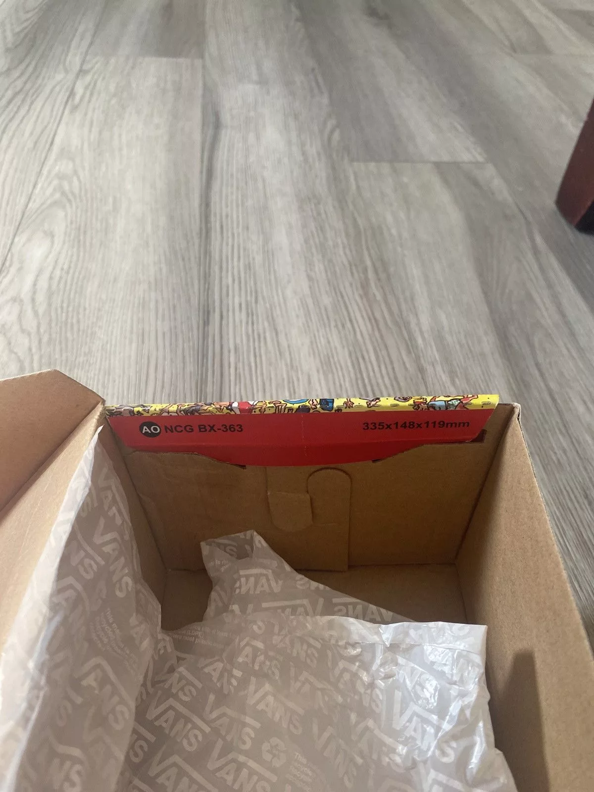Vans Slip Ons Vans (Where’s Waldo) beach colour way Multi