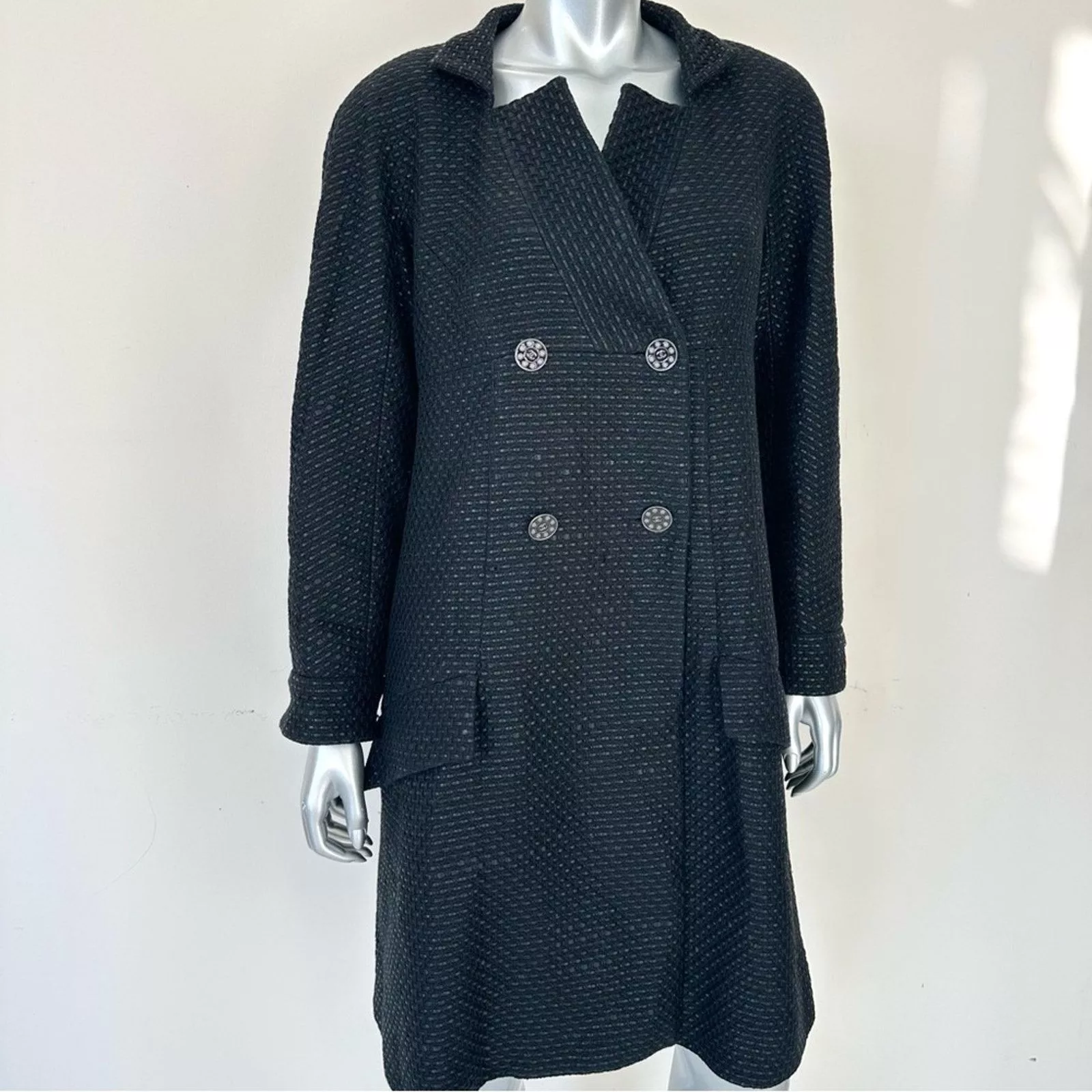 Chanel Jackets CHANEL women coat size 46FR or 12US Authentic Retail 6500$ Black