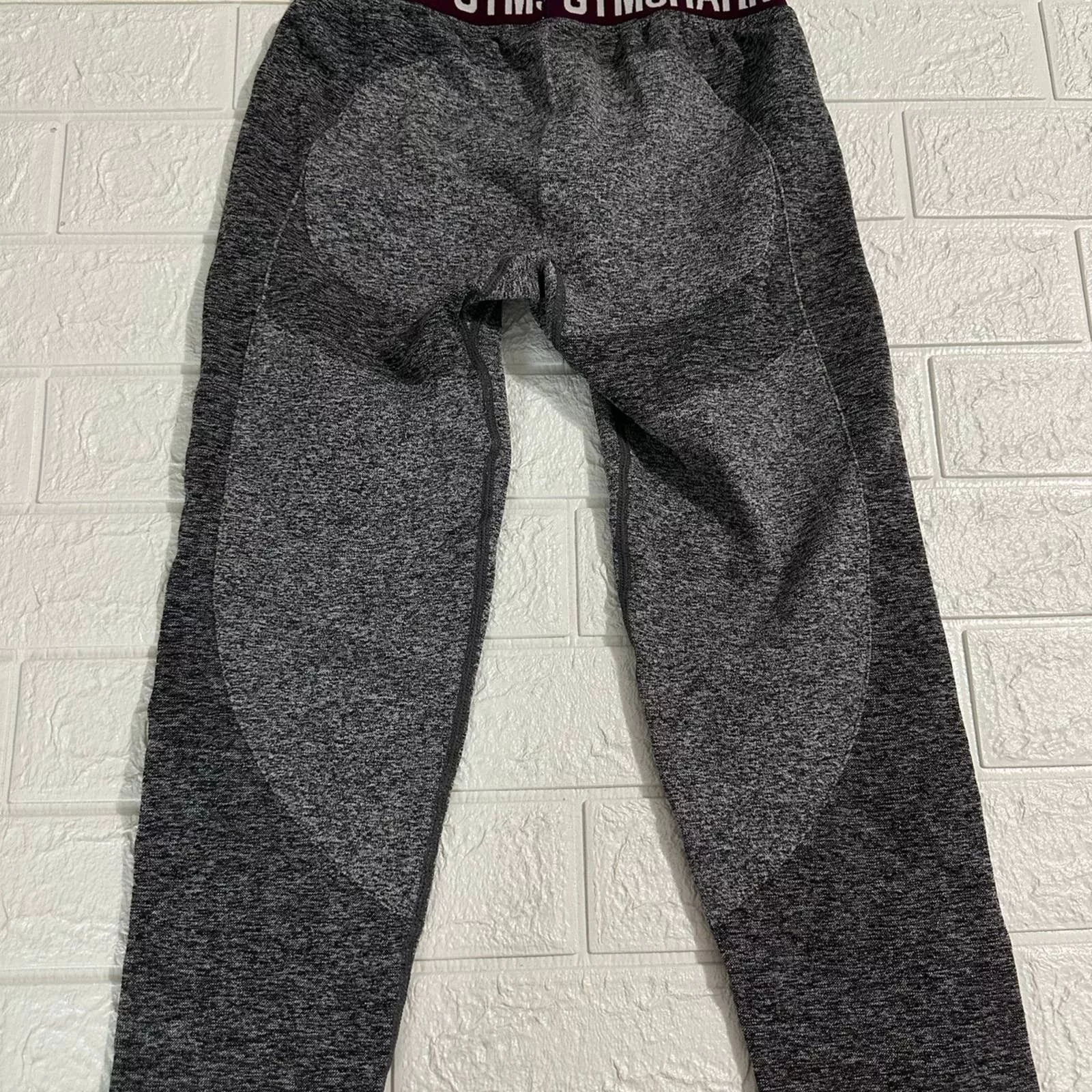 Gymshark leggings size small Gray