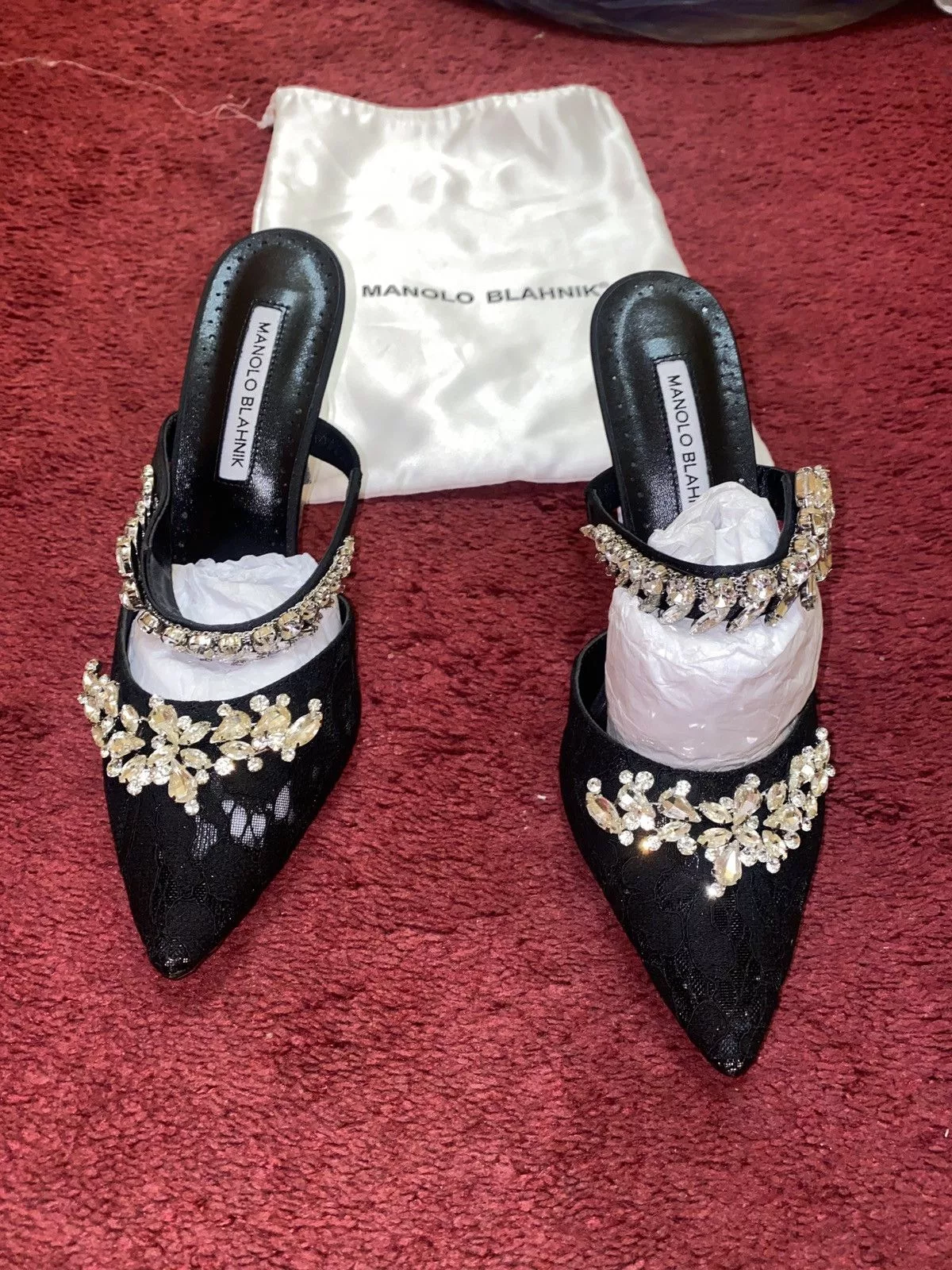 Manolo Blahnik Heels Manolo Blahnik Lurum 90MM Crystal-Embellished Satin White Black