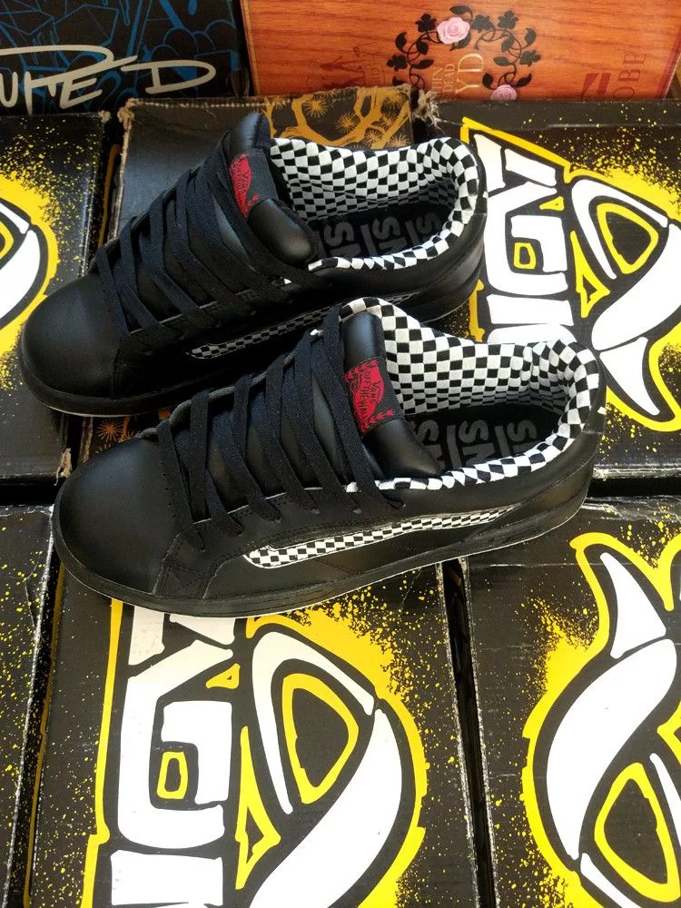 Vans Low Top Sneakers Vans × Vintage × Vintage Shoe Co. Vans - vintage model of the early 2000s Black