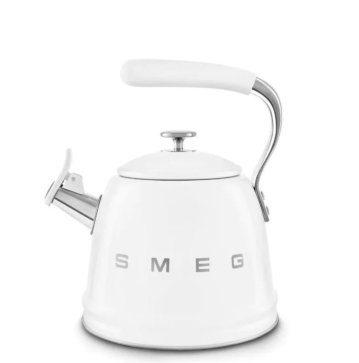 SMEG Whistling Kettle White