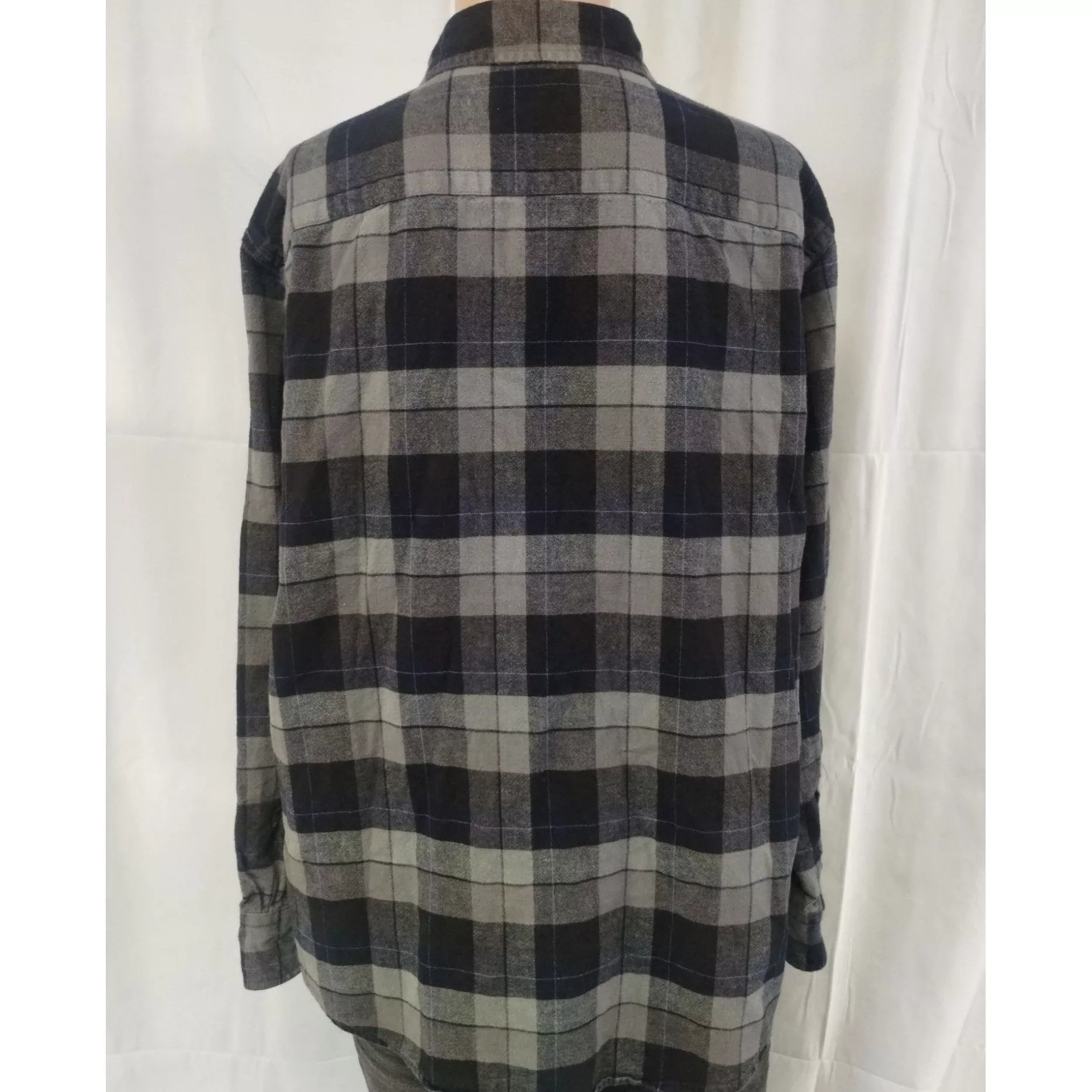Pendleton Shirts Button Ups Pendleton Men's Grey/Black Shirt/Button Up Size L SKU 3749 Gray