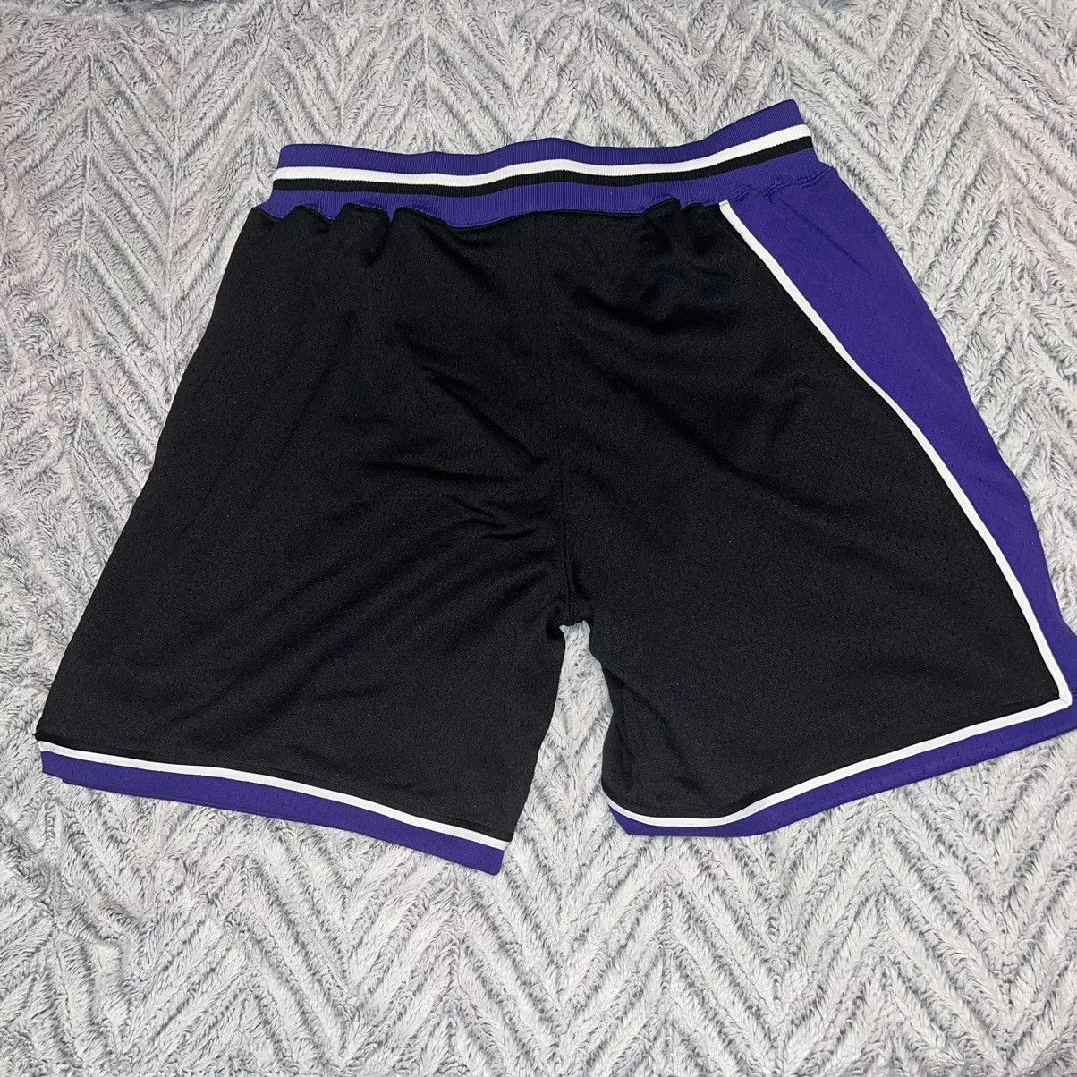 Mitchell & Ness Shorts Mitchell & Ness × NBA × Vintage NEW AUTHENTIC Mitchell & Ness x NBA Shorts Sacramento Kings Black