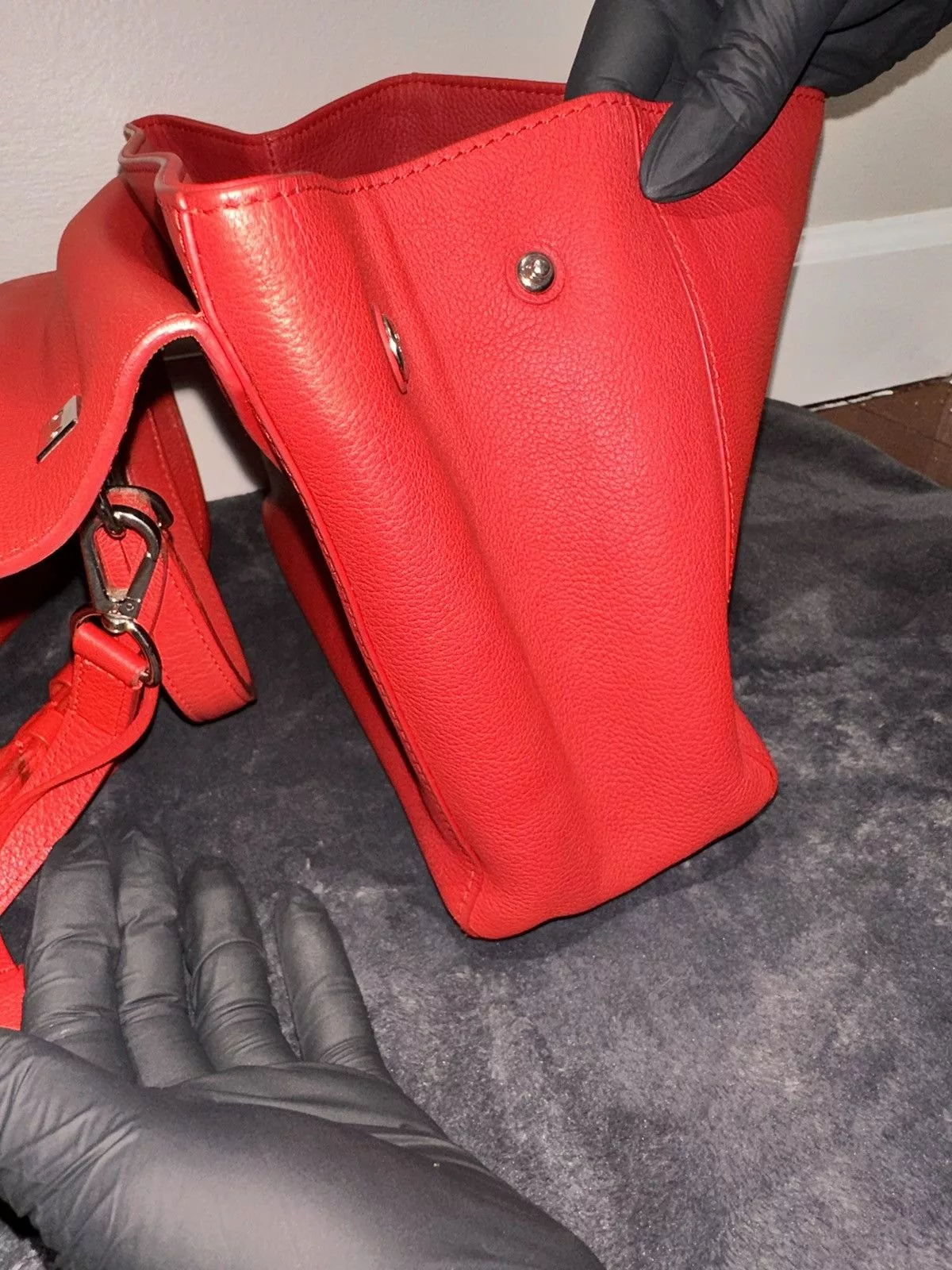 Louis Vuitton Handle Bags Louis Vuitton Red 2 Me Lock