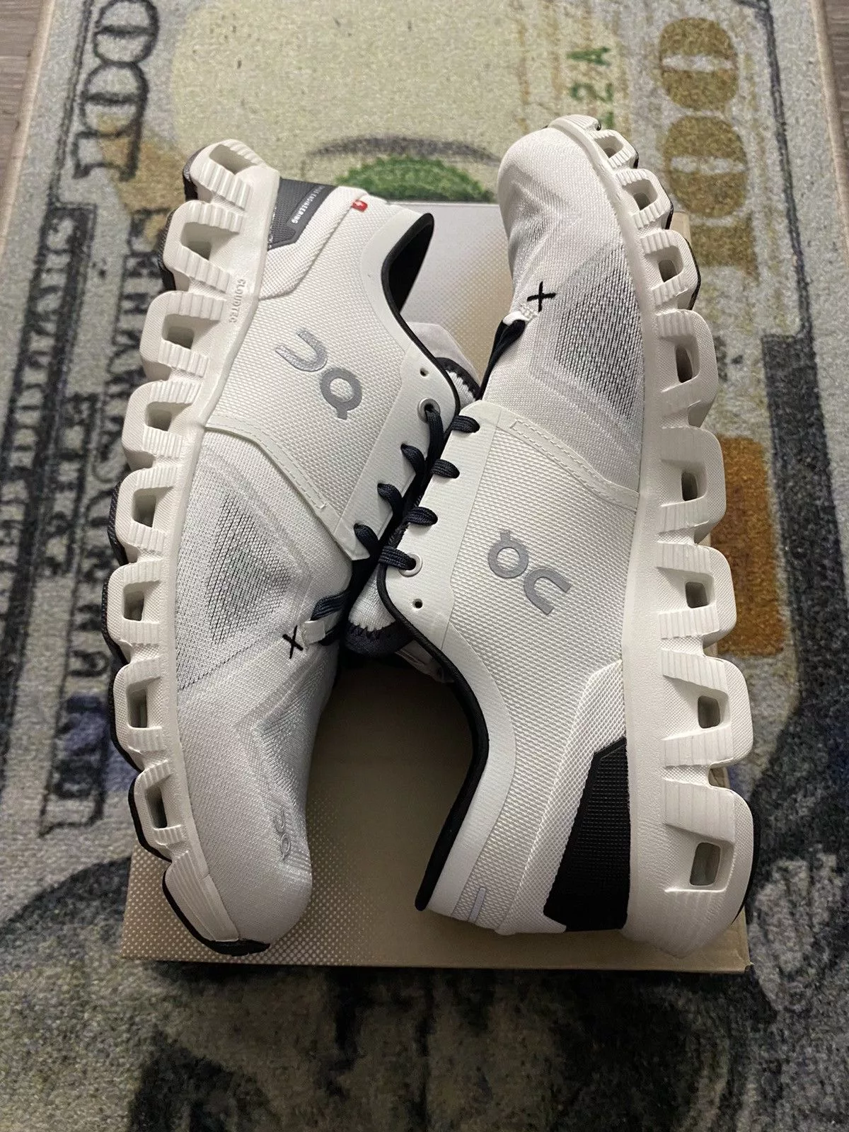 On Low Top Sneakers On Running Cloud X 3 Ivory Black Beige