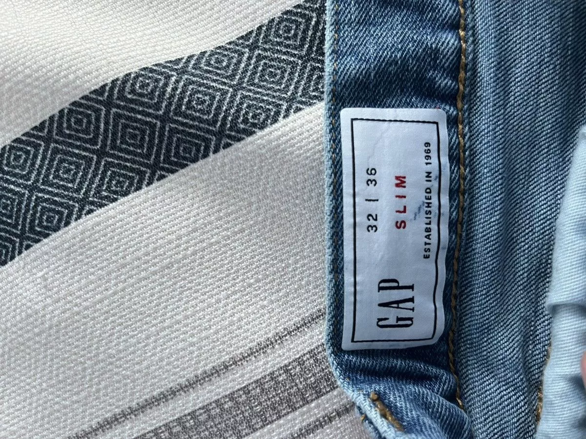 Gap Denim Men’s Gap Slim Taper Blue Jeans