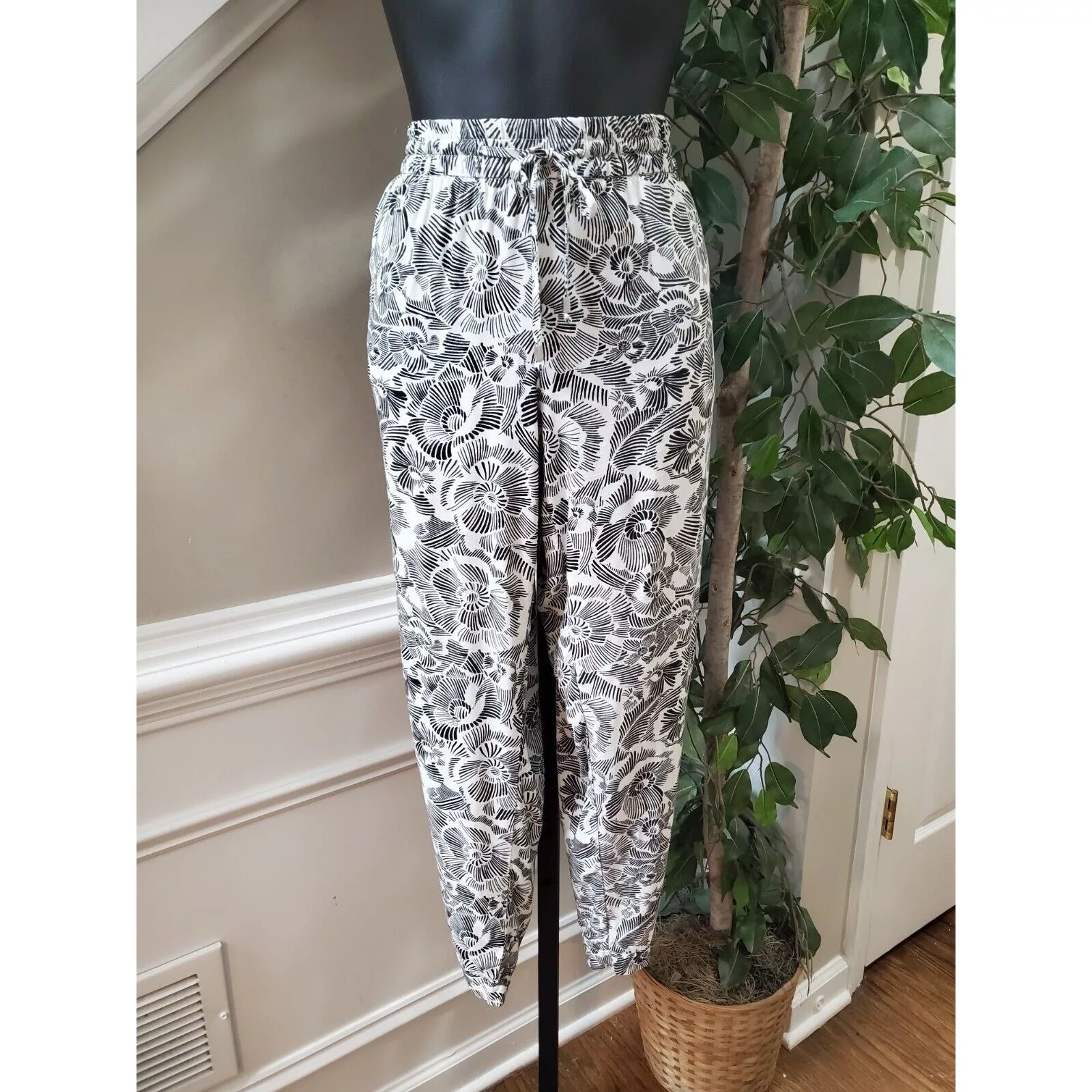 Old Navy Maxi Dresses Old Navy 100% Rayon Pant & Top 2 Piece Set Size Medium Multi