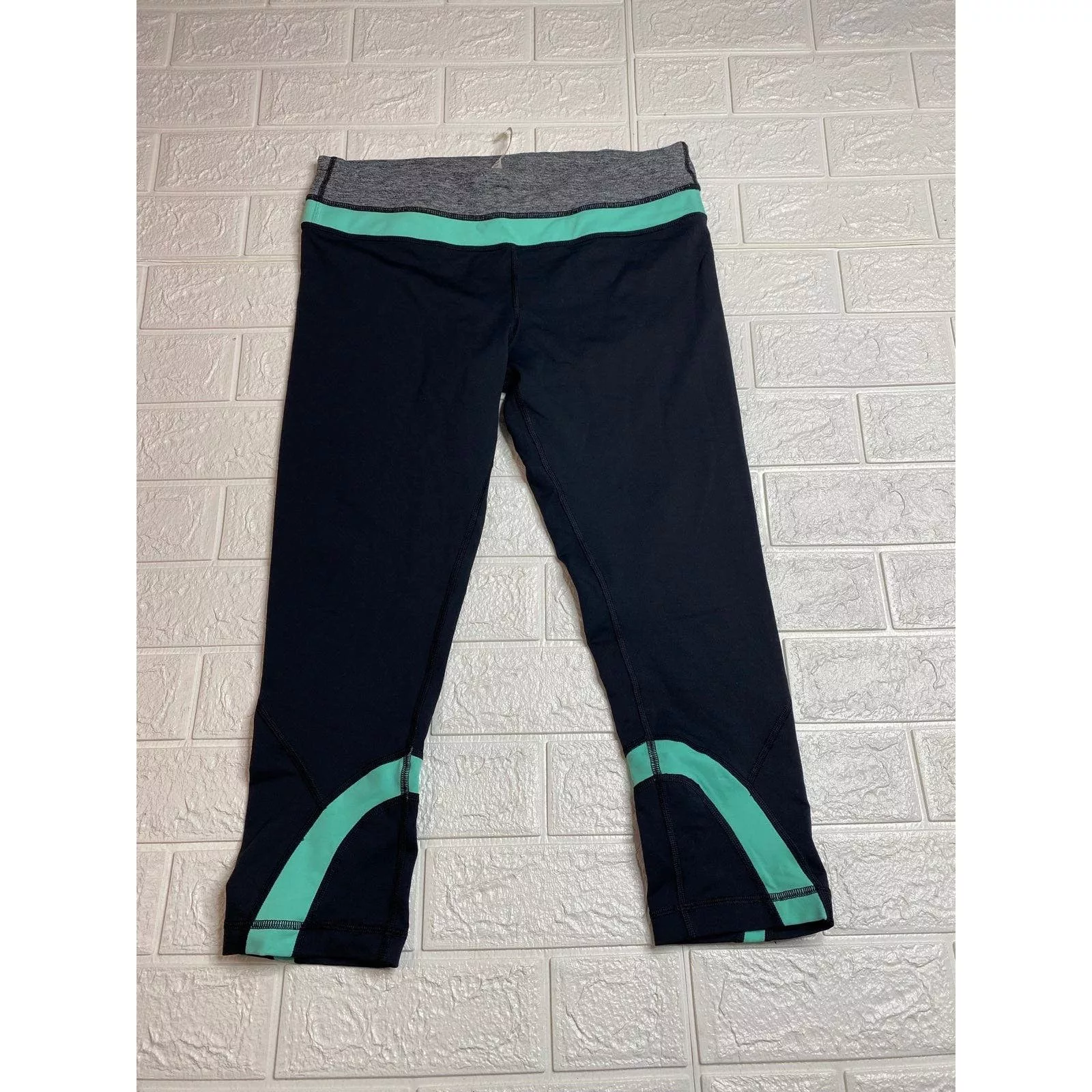 lululemon leggings size 8 Black