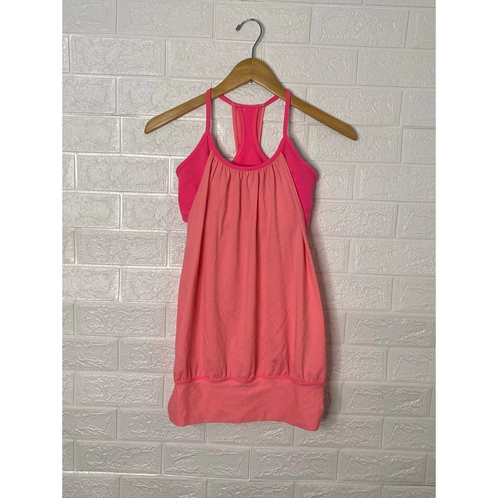 Lululemon Tank Tops lululemon tank top Pink