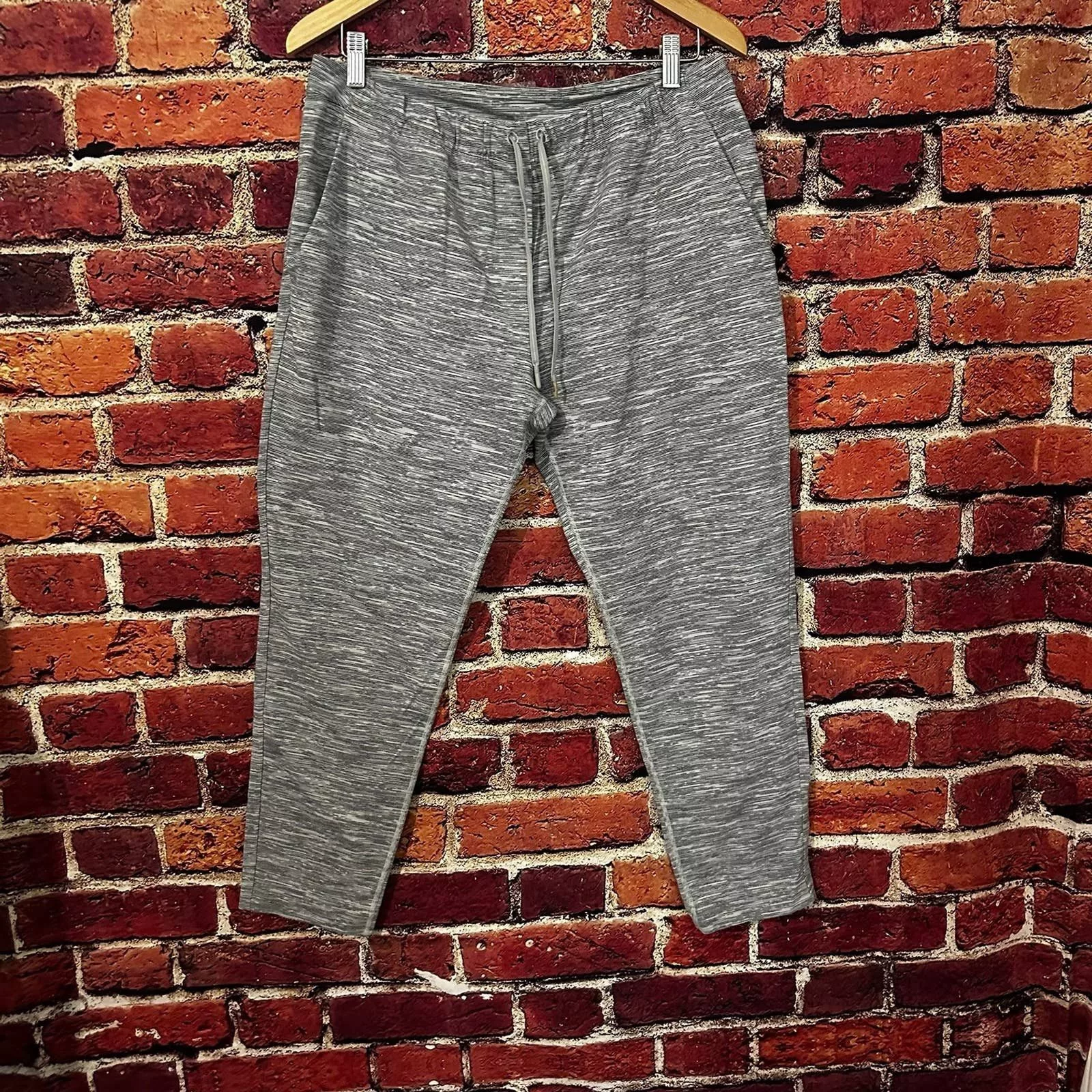 Lululemon Sweatpants Joggers Men’s Lululemon Joggers Gray