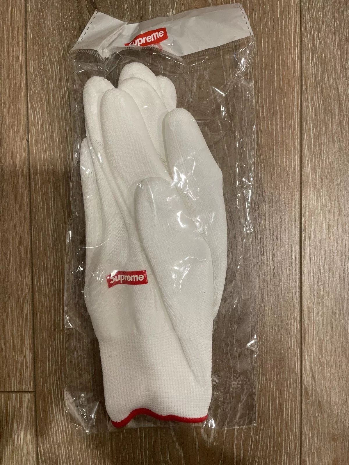 Supreme Supreme Supreme Golves White