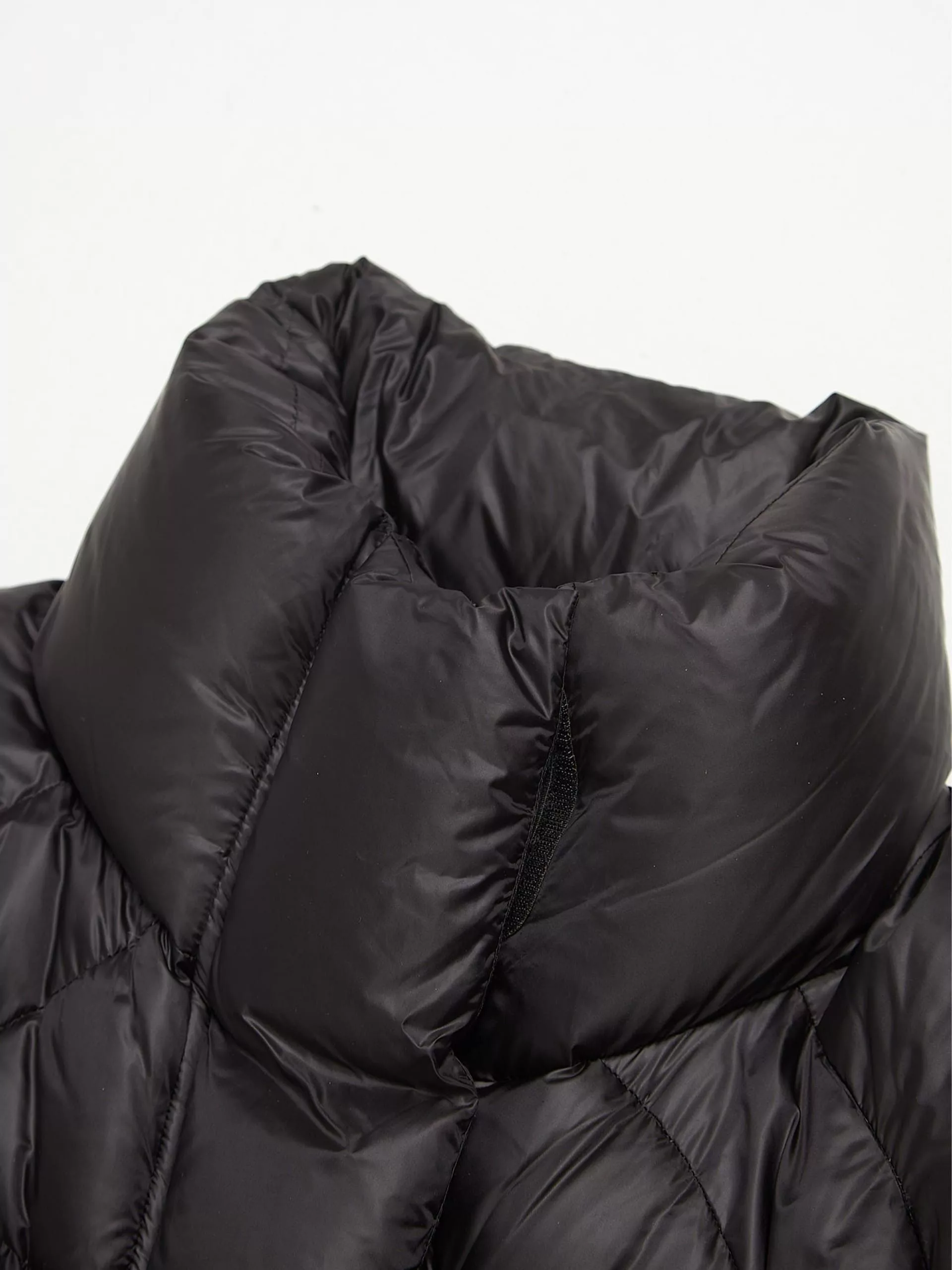 Entire Studios Parkas Entire Studios Black Cropped Polyamide Puffer Jacket