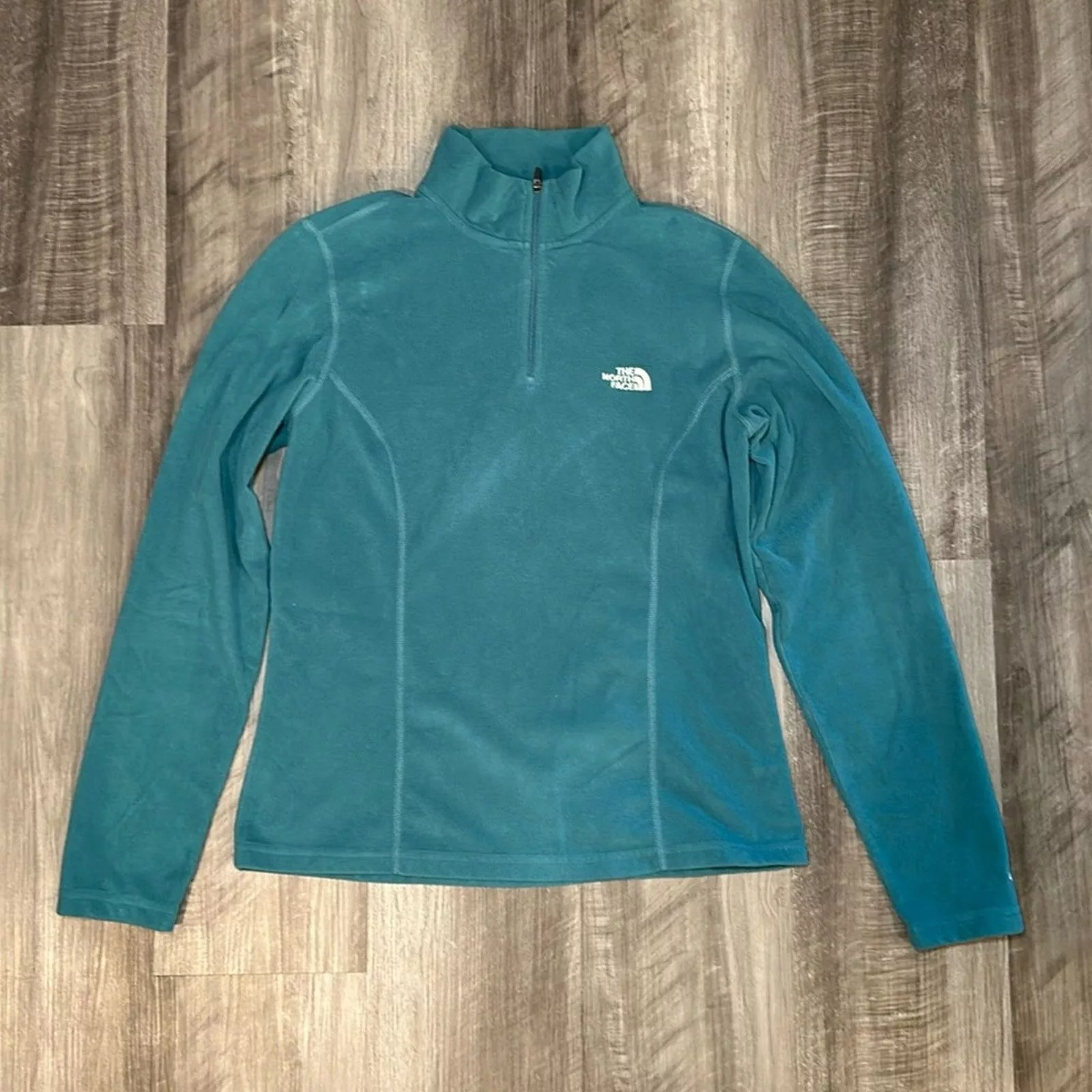 The North Face Sweatshirts The North Face TKA 100 Quarter Zip Pullover - Medium Green