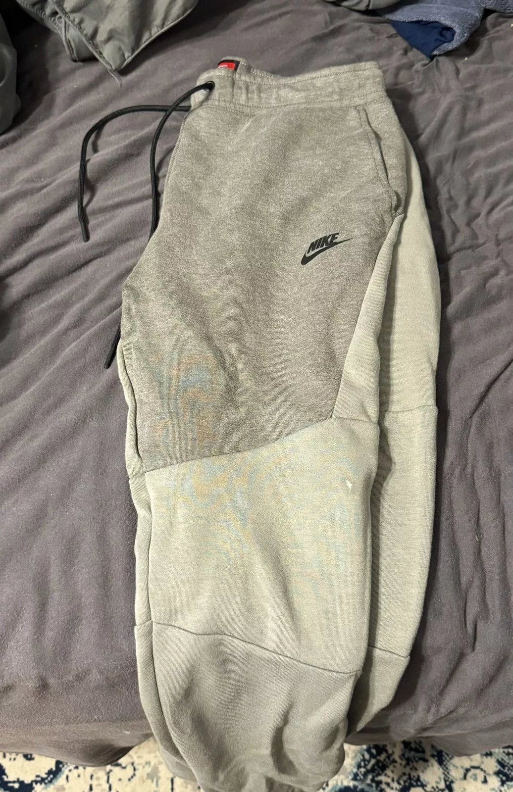 Nike Sweatpants Joggers Nike tech sweatpants size medium (32) Gray