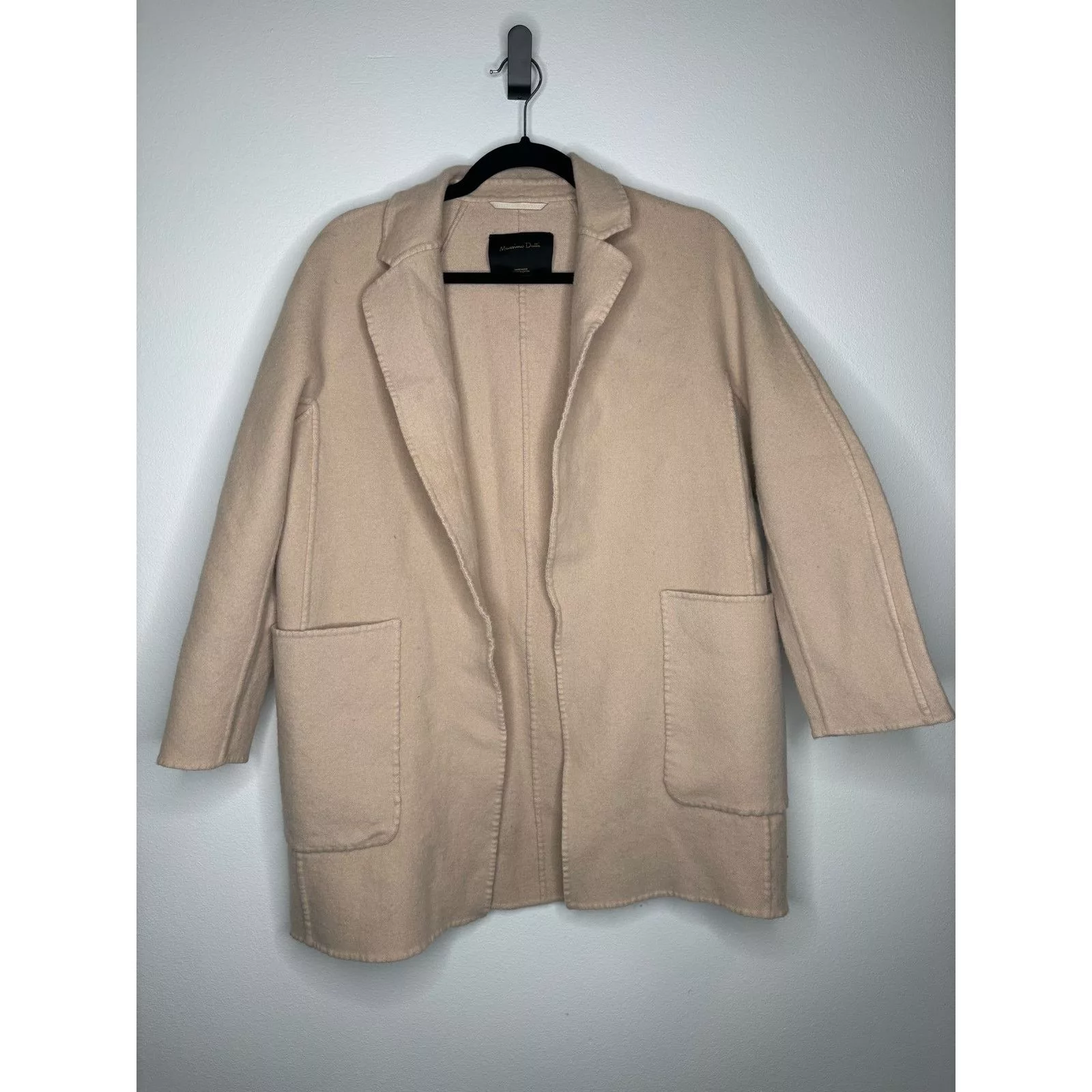 Massimo Dutti Jackets Massimo Dutti Tan wool coat. Size M Beige